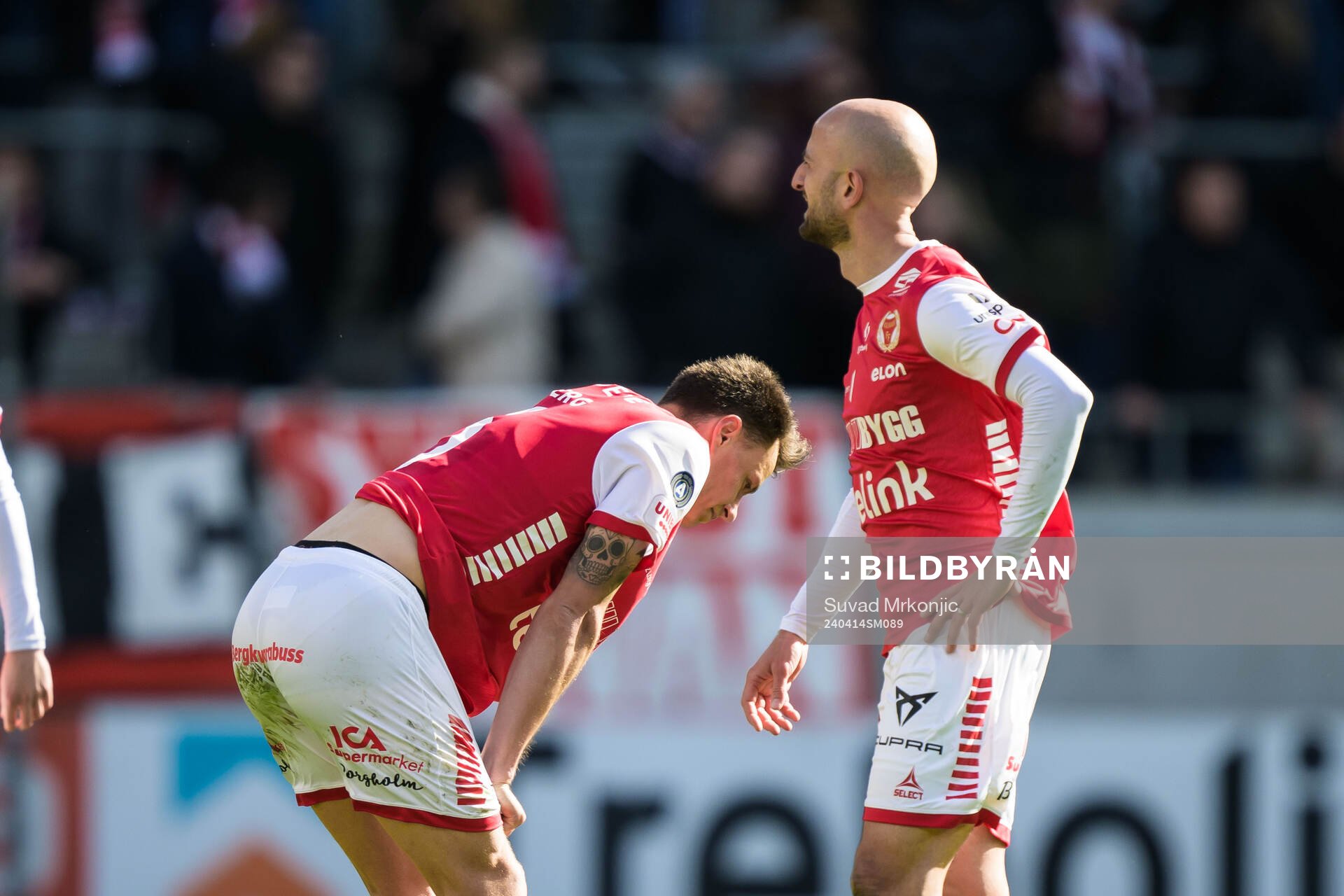 Kalmars Melker Hallberg och Robert Gojani deppar
