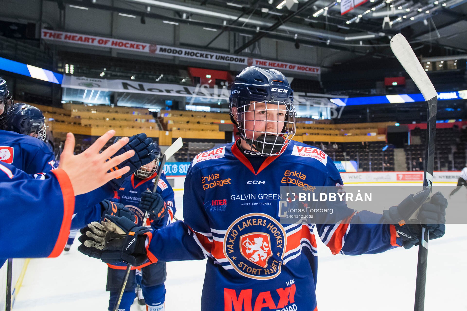 Växjös Max Isaksson jublar