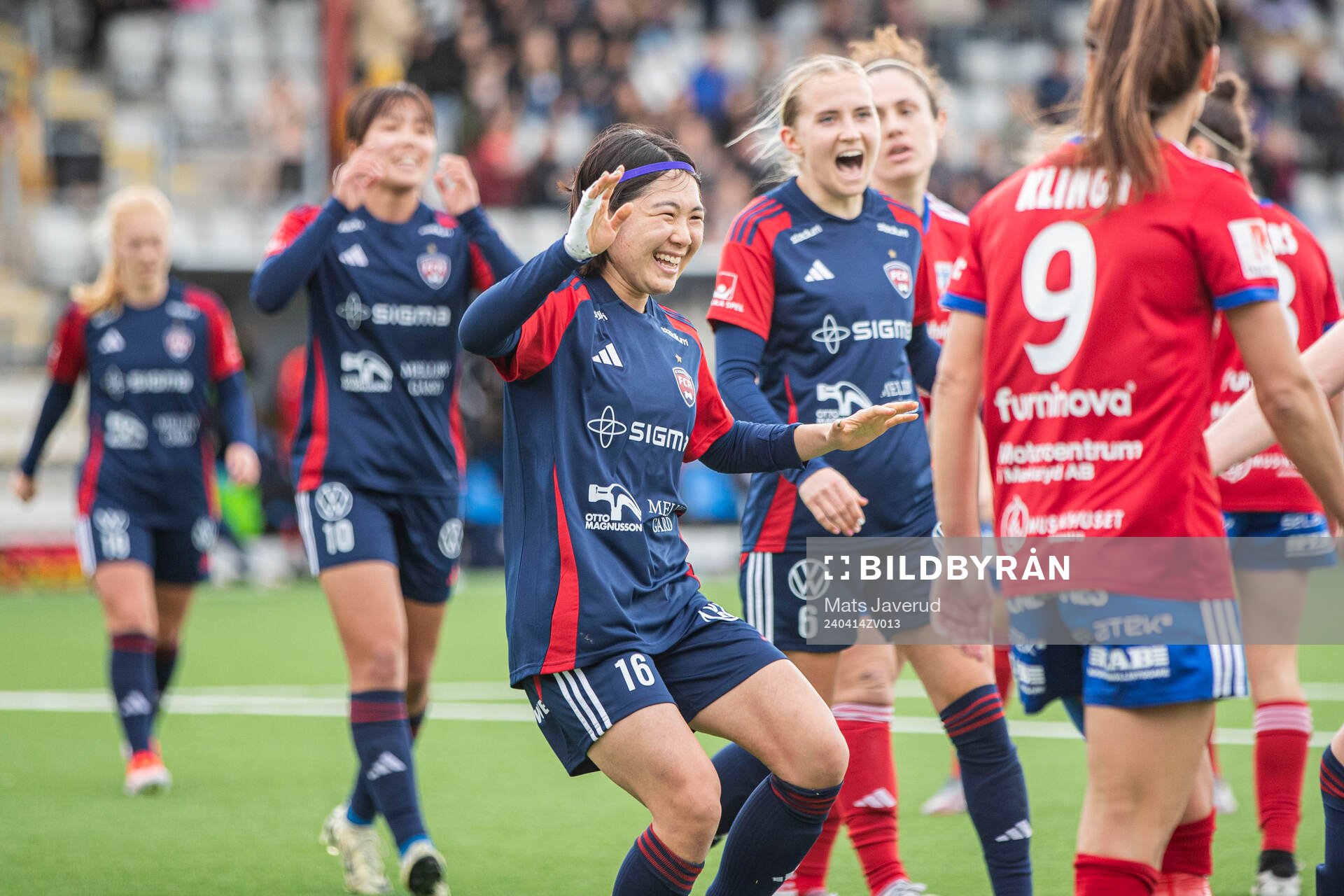 FC Rosengårds Mai Kadowaki jublar 3-0