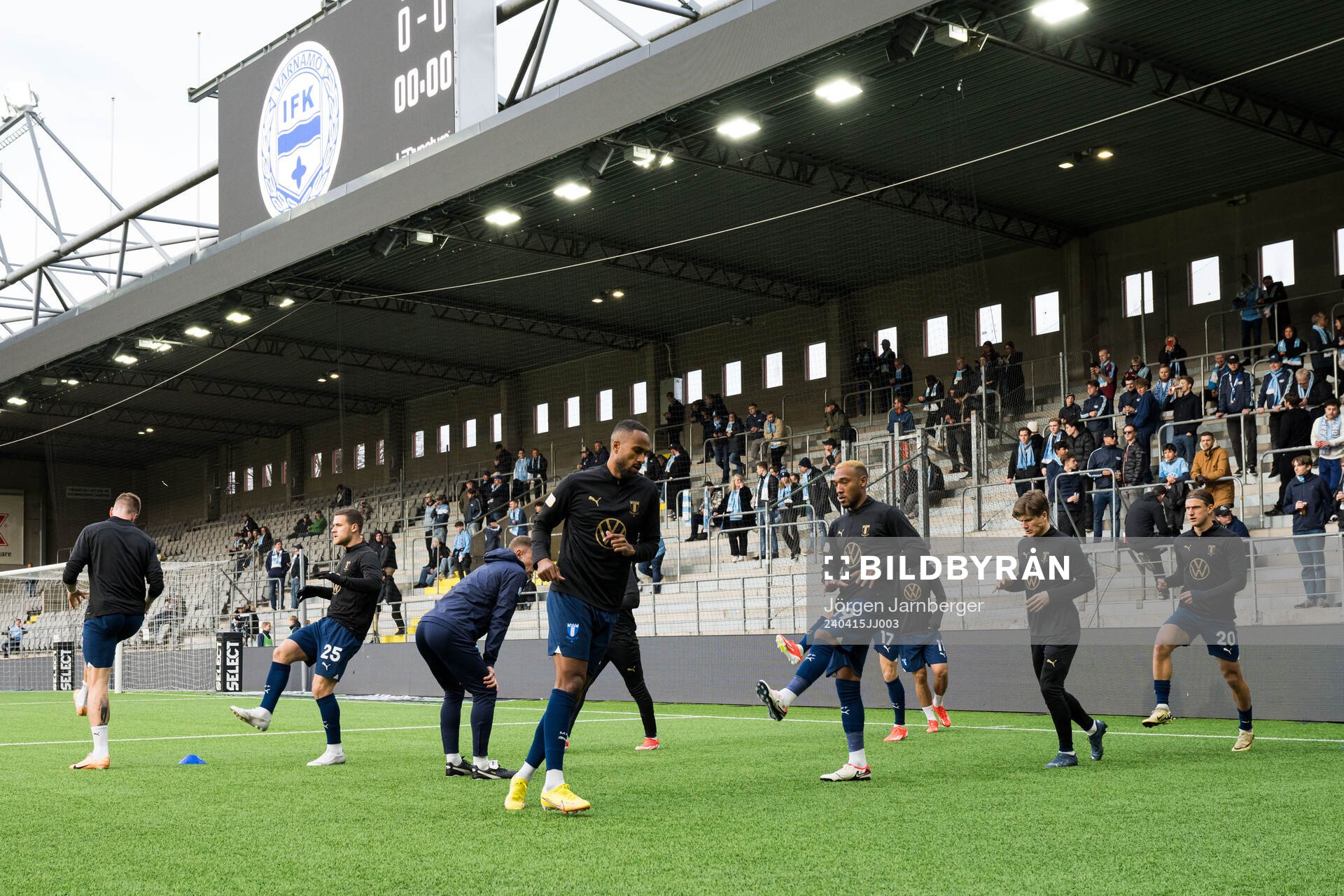 Malmö spelare värmer upp