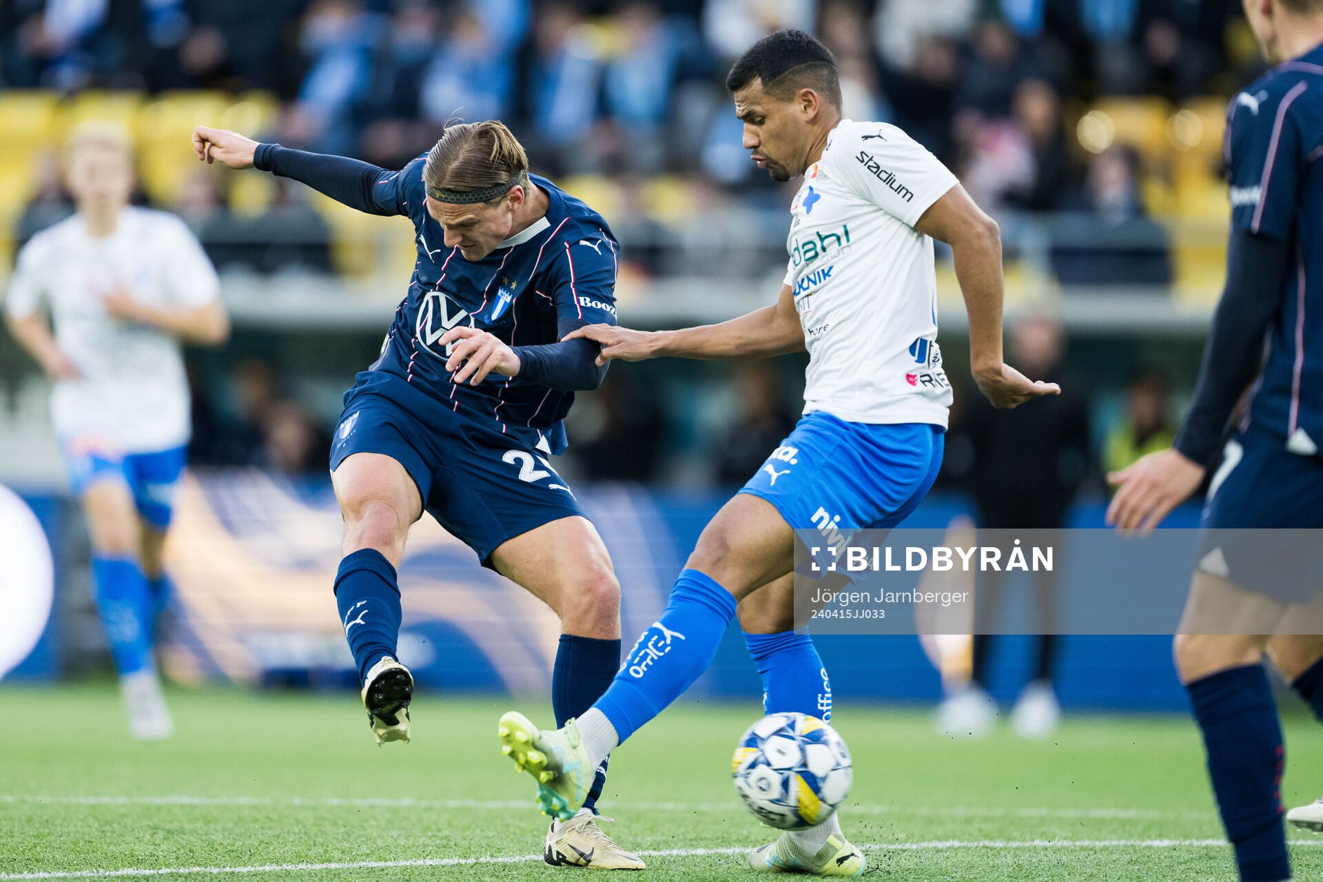 Malmö FFs Erik Botheim och Värnamos Victor Larsson