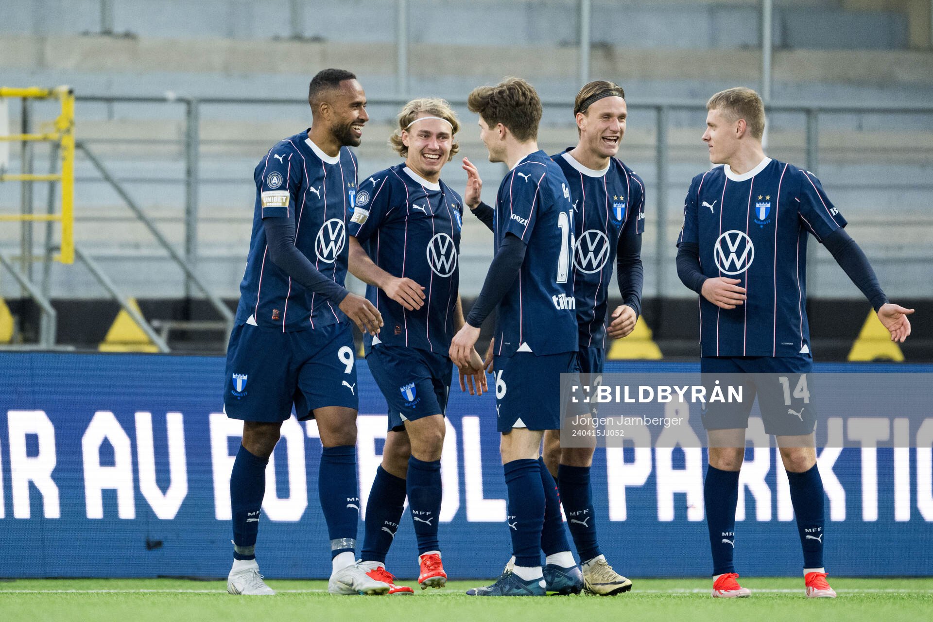Malmö FFs Sebastian Nanasi jublar