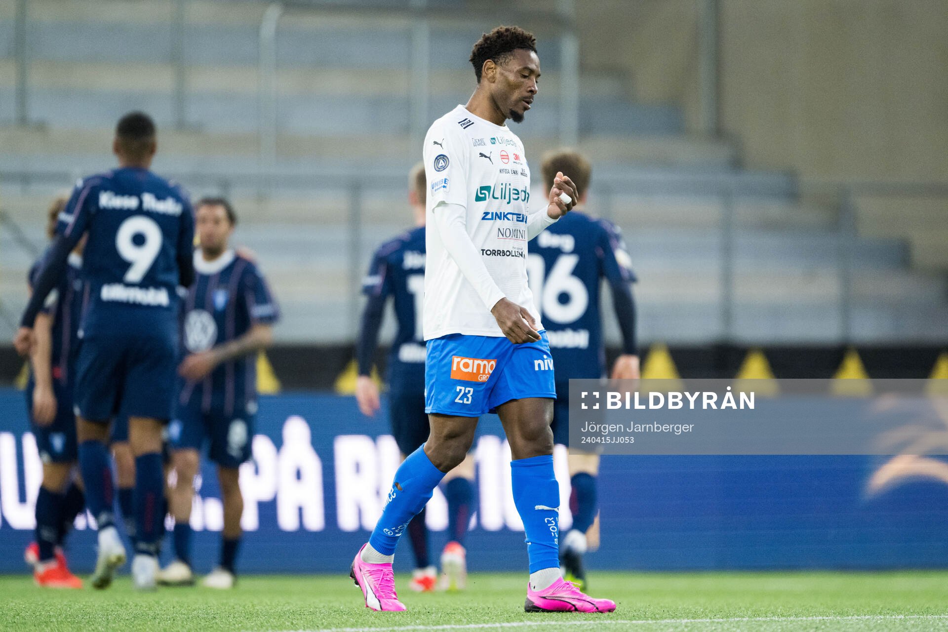 Värnamos Samuel Kotto deppar