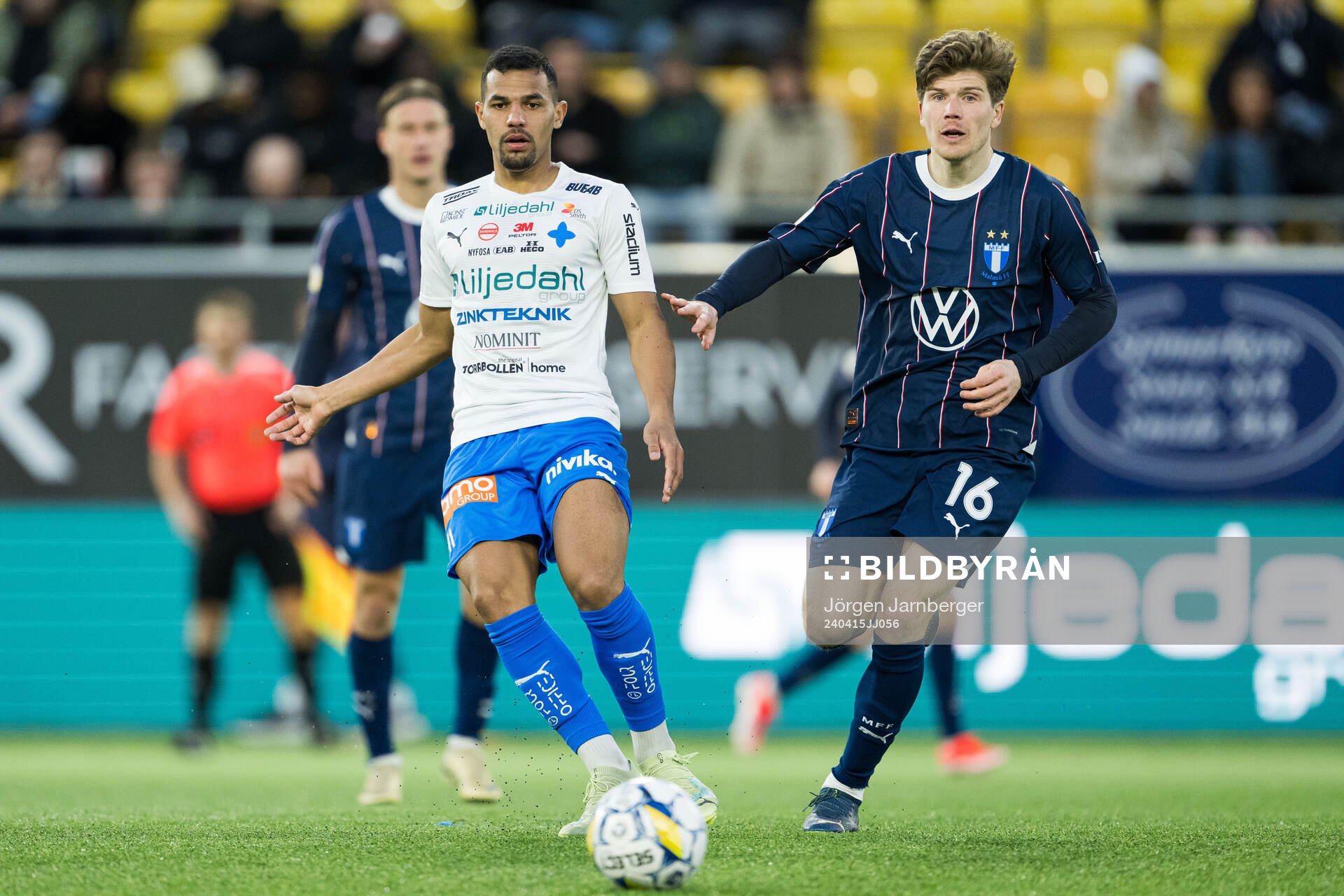 Värnamos Wenderson Oliveira do Nascimento och Malmö FFs