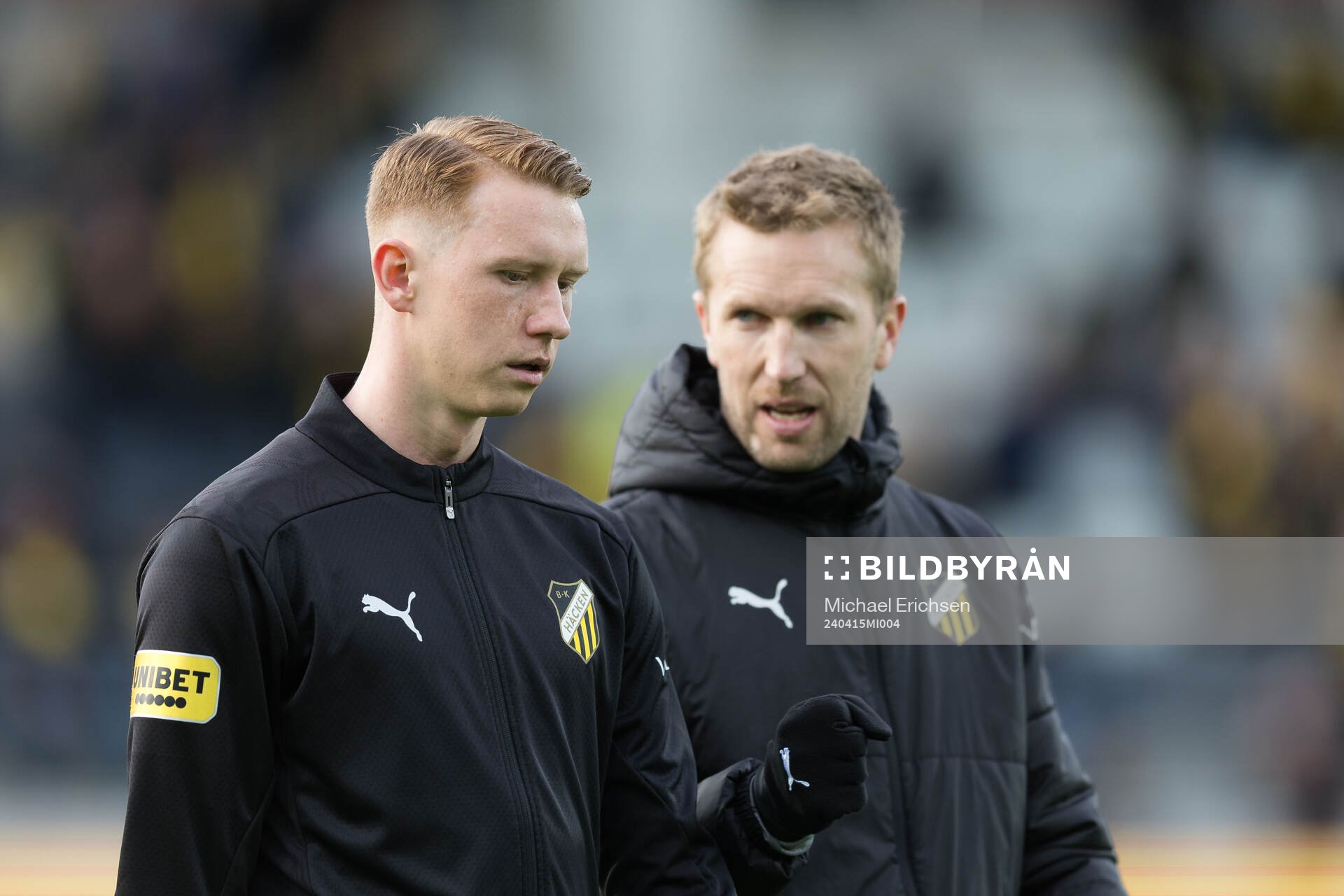 Häckens Julius Lindberg och assisterande tränare Rasmus