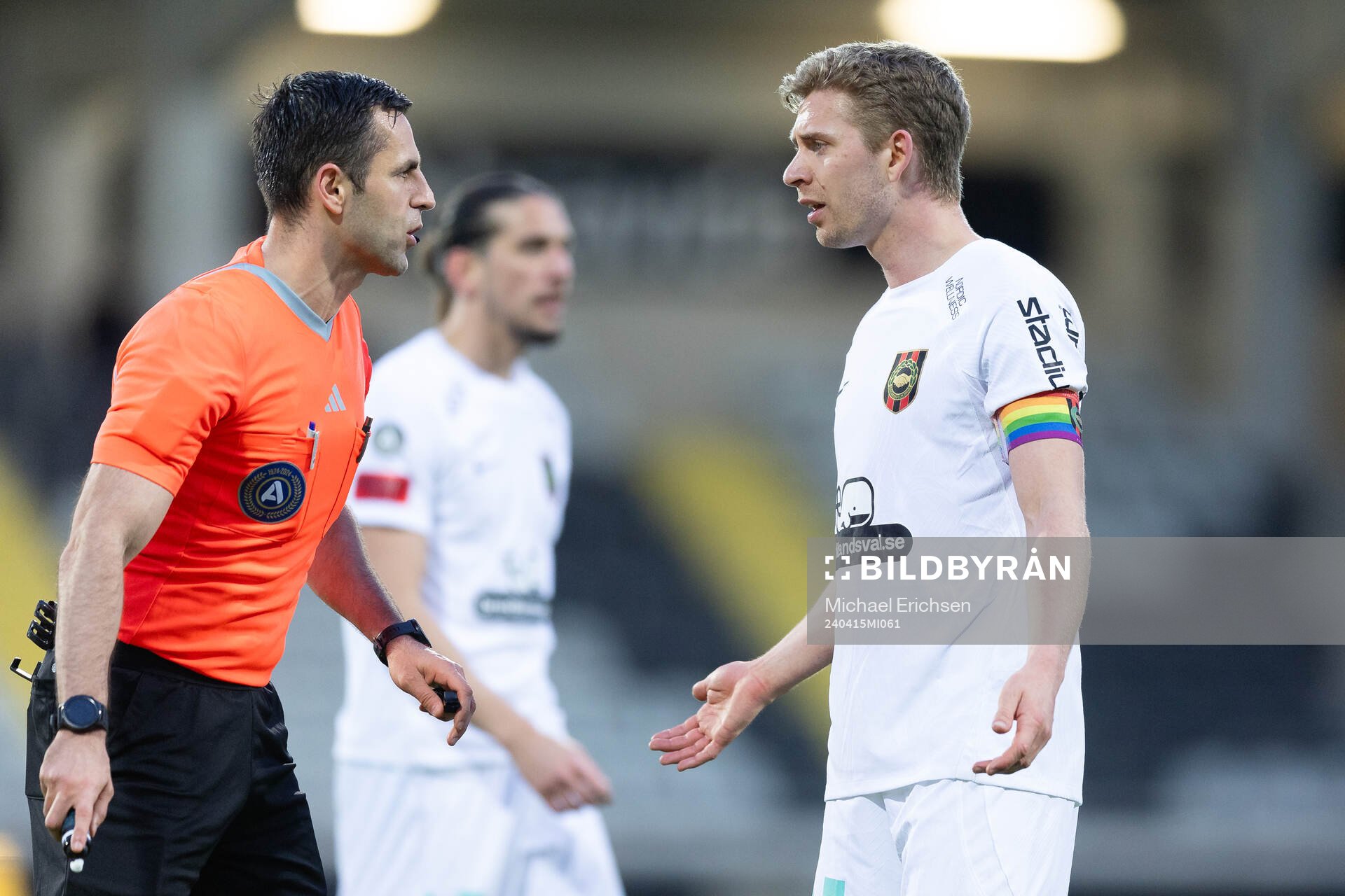 Domare Granit Maqedonci och Brommapojkarnas Ludvig Fritzson