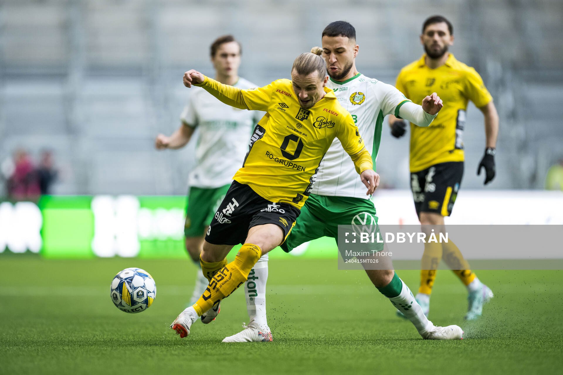 Elfsborgs Niklas Hult och Hammarbys Abdelrahman Boudah Saidi