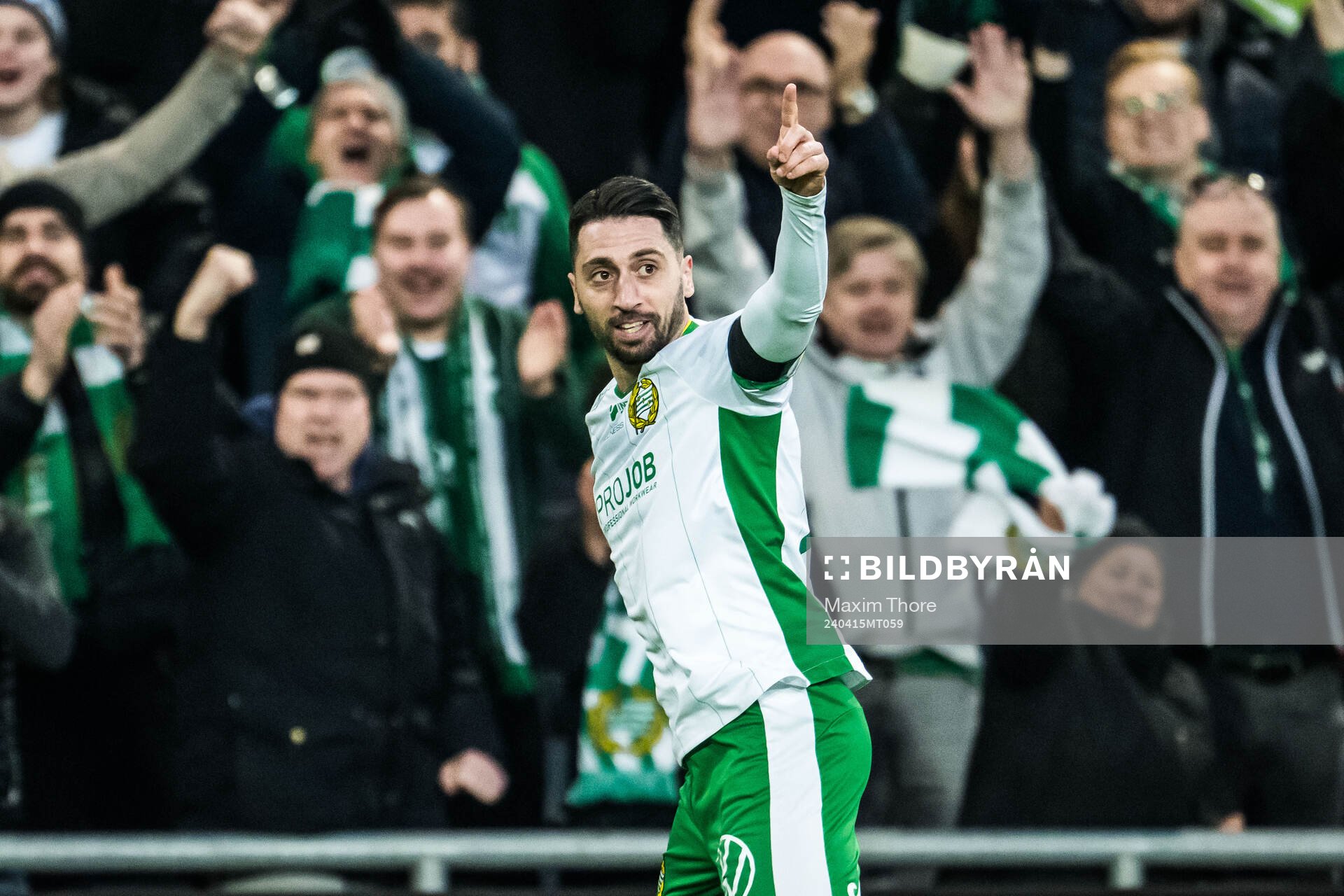 Hammarbys Nahir Besara jublar