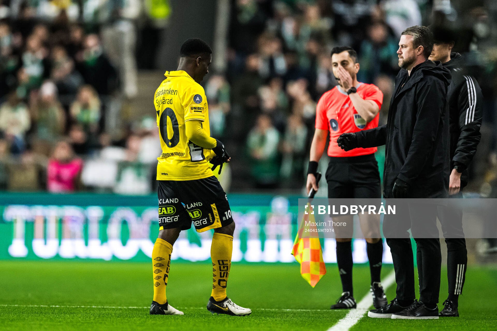 Elfsborgs Michael Baidoo lämnar planen och deppar