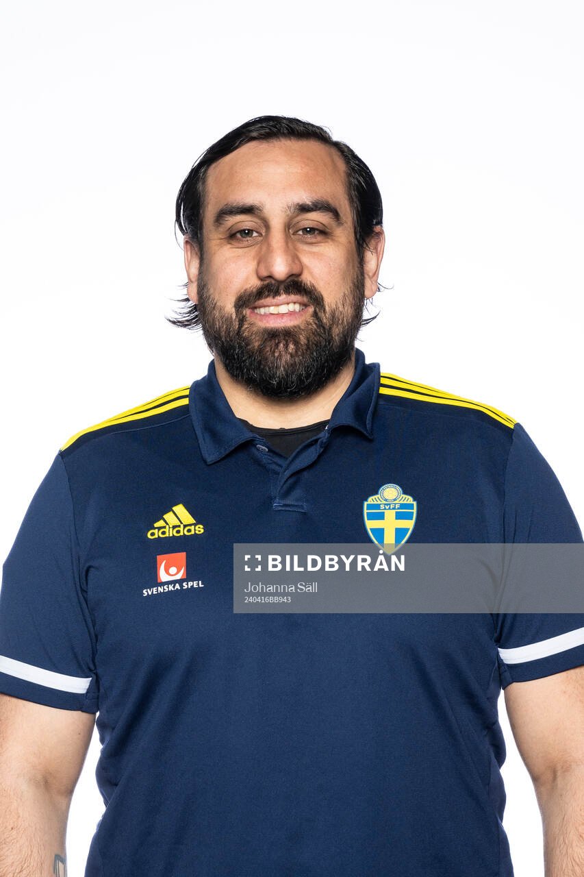 Claudio Pereyra från Svenska fotbollförbundet poserar för ett porträtt den 16 april 2024 i Stockholm. 