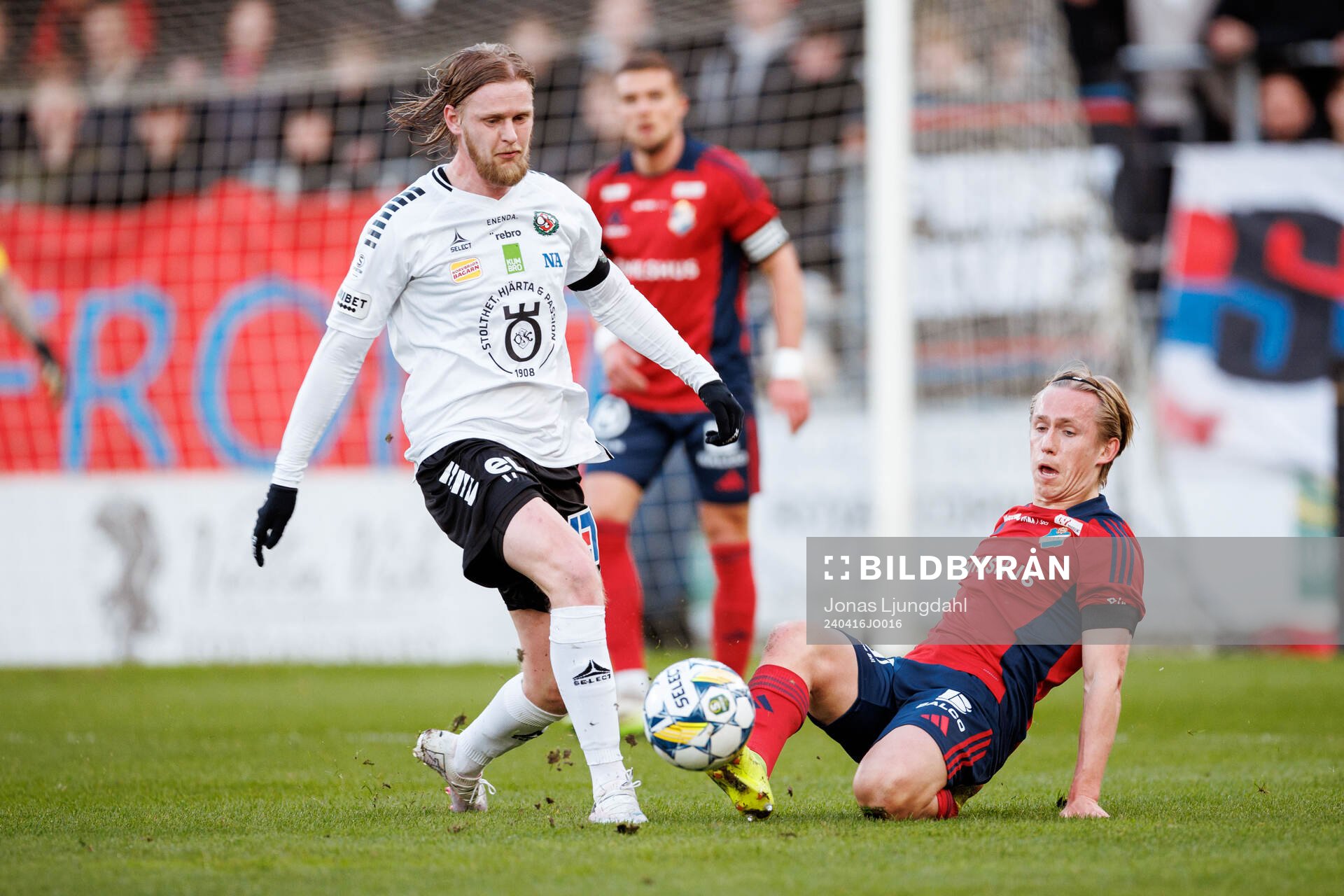 Örebros Kalle Holmberg och Östers David Seger