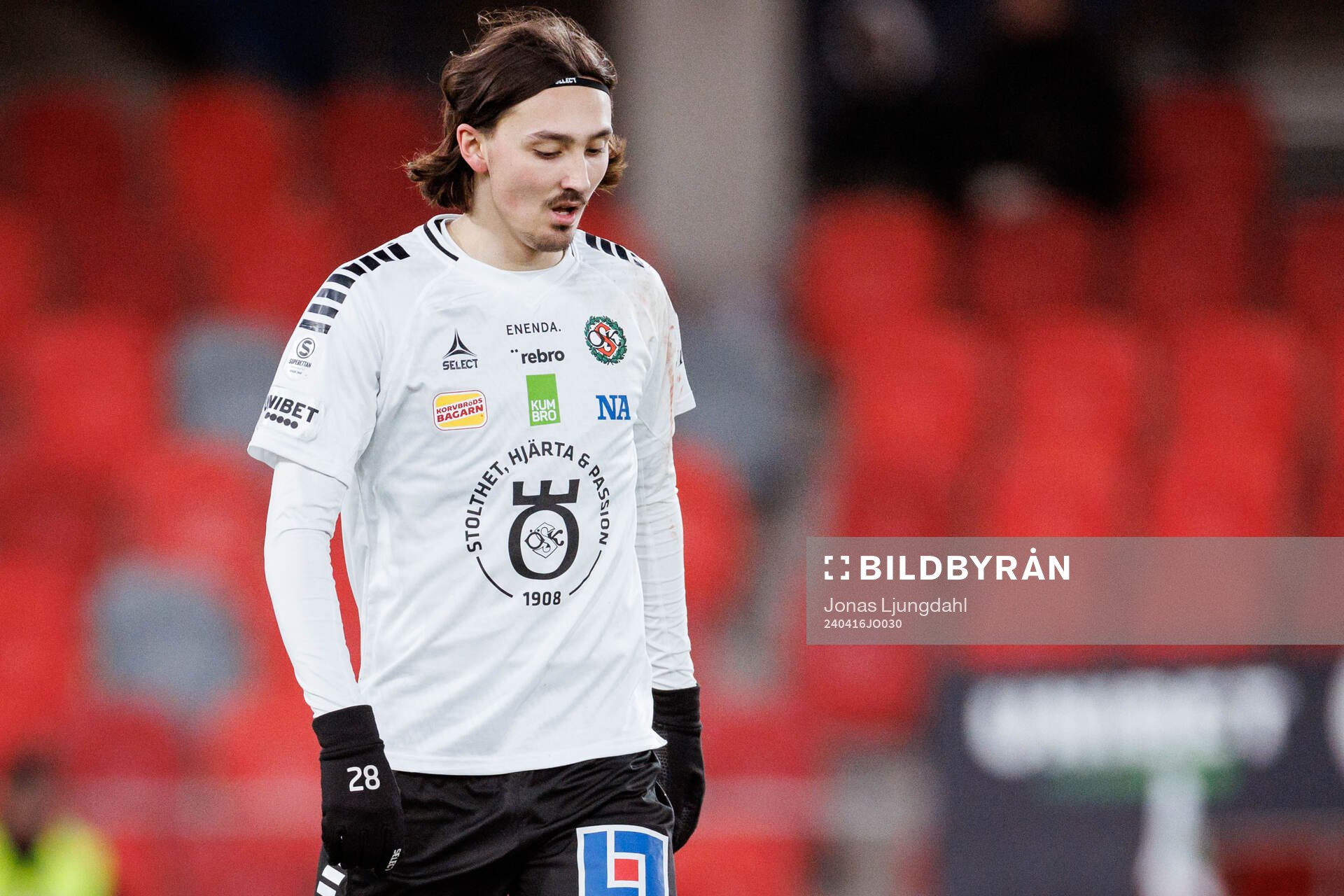 Örebros Adam Bark deppar