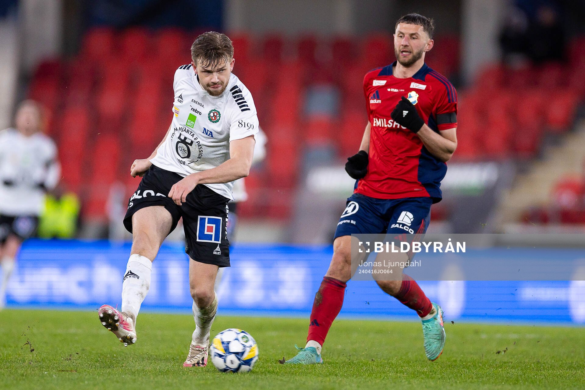 Örebros Niclas Bergmark och Östers Alibek Aliev