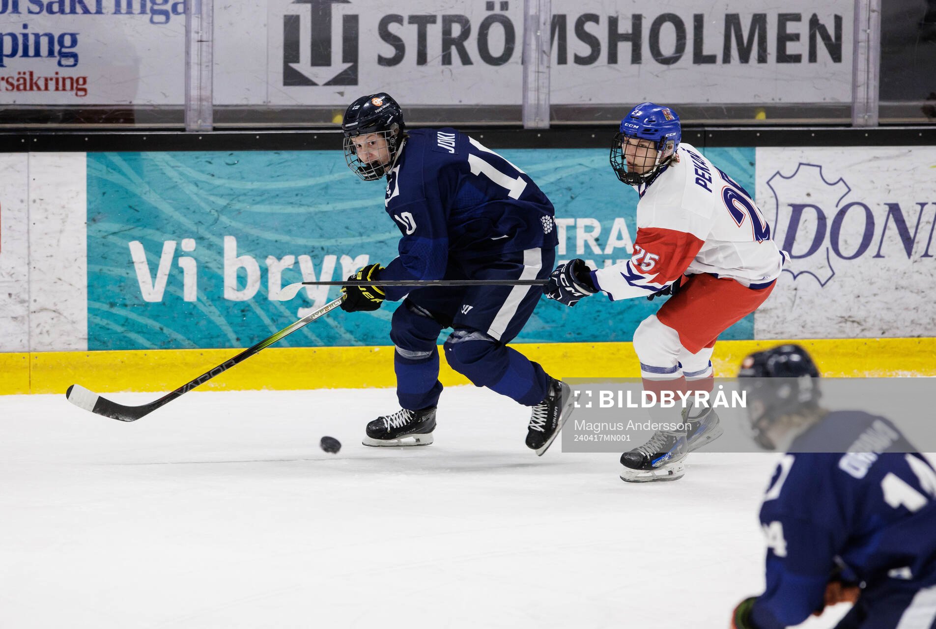 Atte Joki of Finland and Matej Pekar of Czech republic