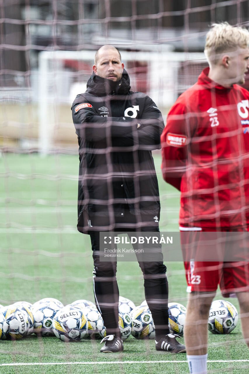 Degerfors assisterande tränare Mattias Lindström