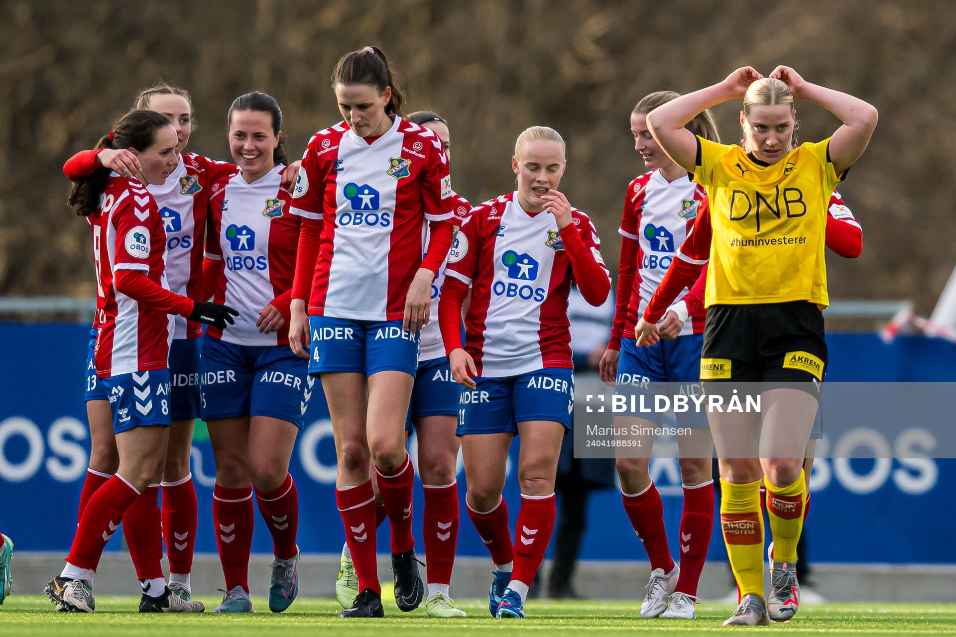 Jenny Kristine Røsholm Olsen of Lyn celebrates