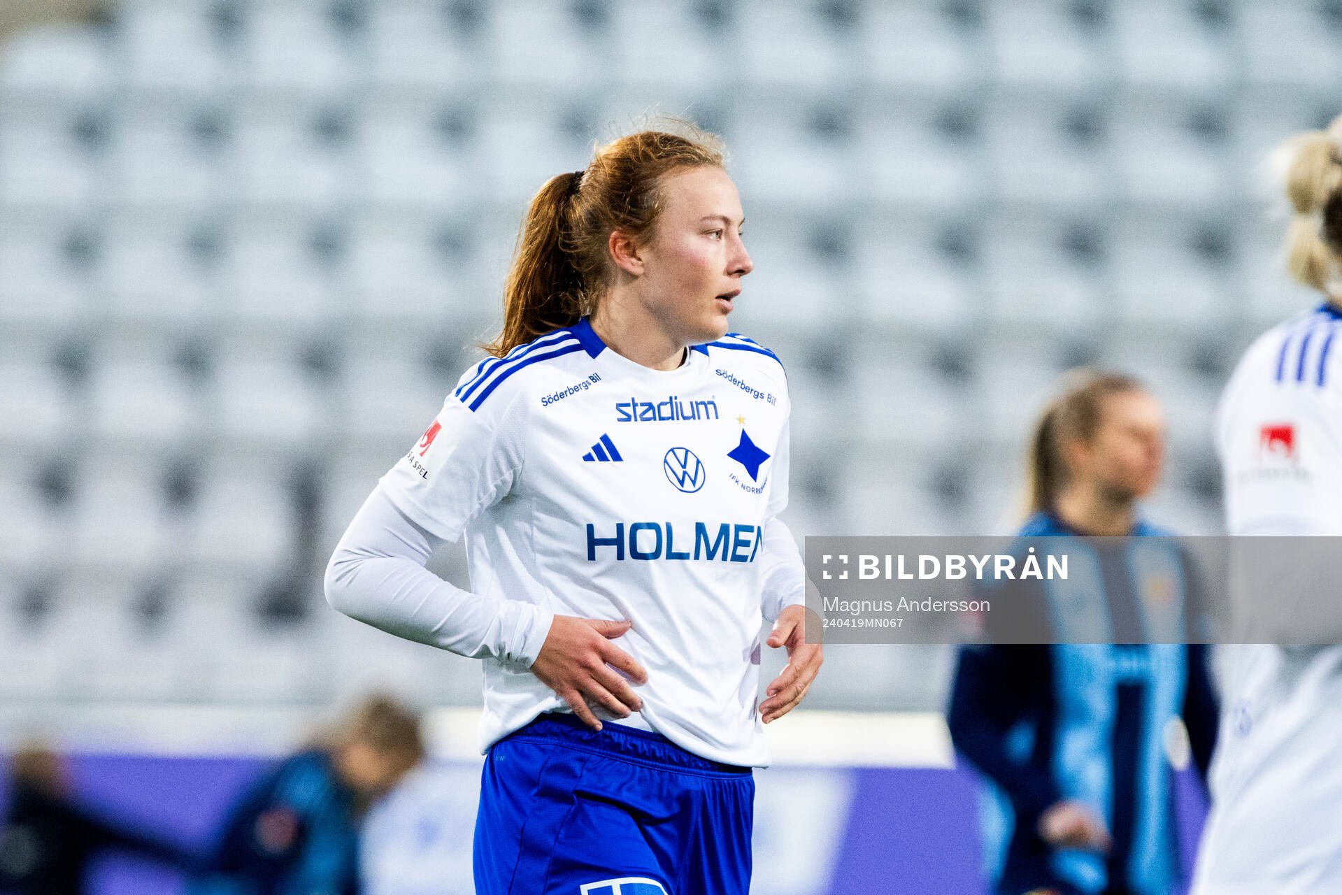 IFK Norrköpings Sara Kanutte Fornes under fotbollsmatchen i Damallsvenskan mellan IFK Norrköping och Djurgården den 19 april 2024 i Norrköping.