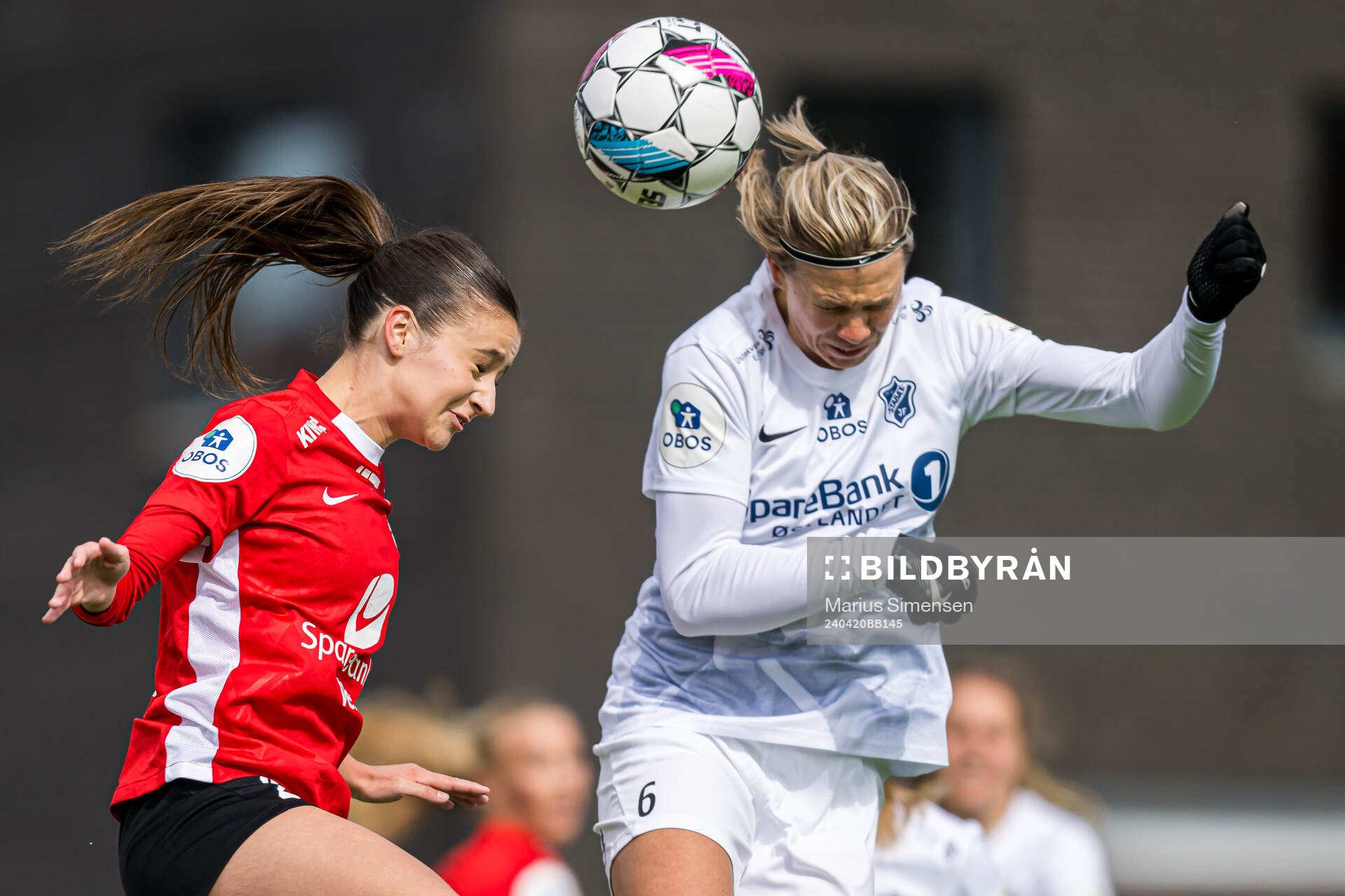 Samra Muhic of Arna-Bjørnar and Lena Soleng Hansen of