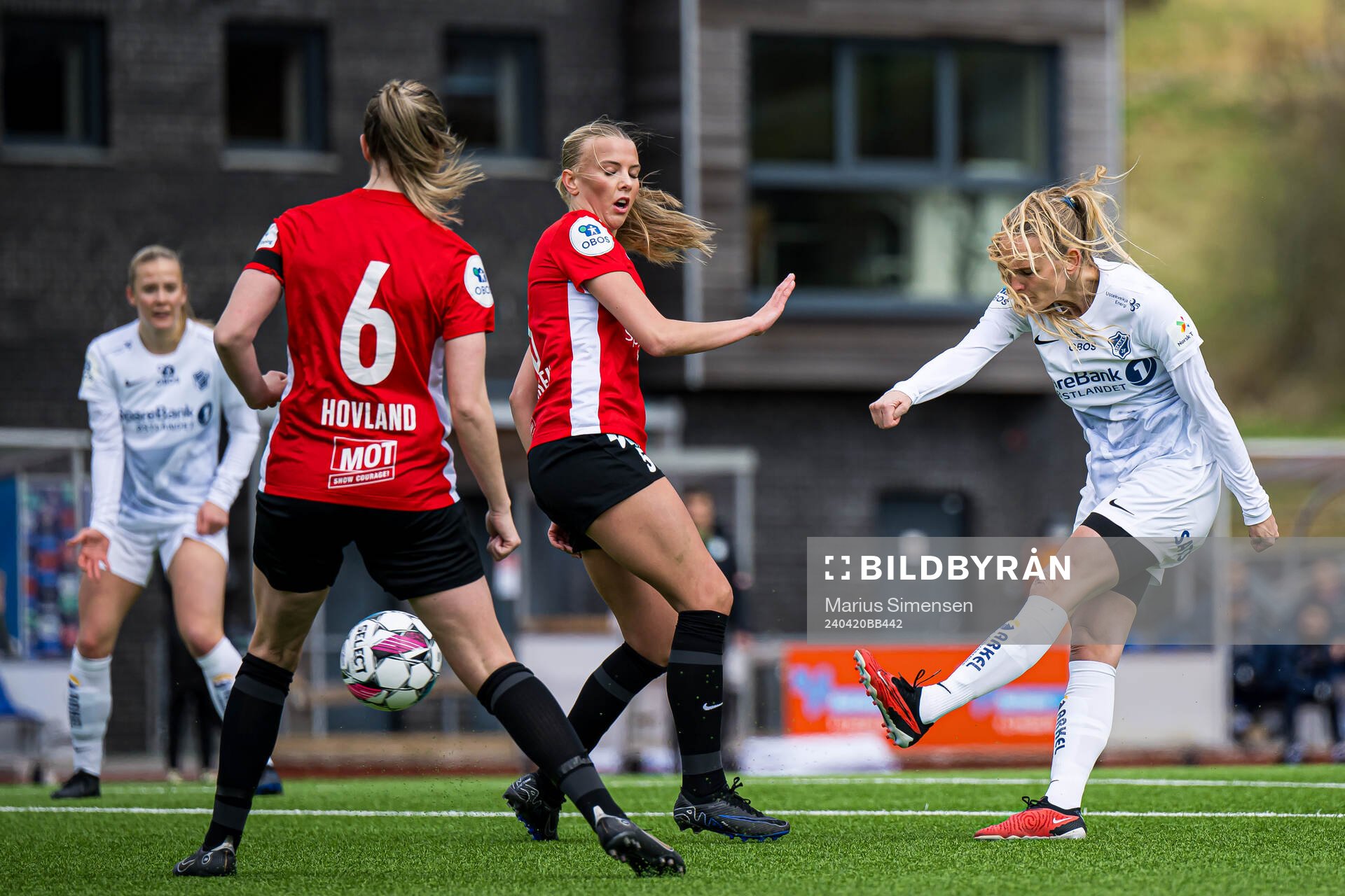 Mathilde Kruse Madsen of Stabæk scores the 0-1 goal during the Toppserien football match between Arna-Bjørnar and Stabæk on April 20, 2024 in Bergen.