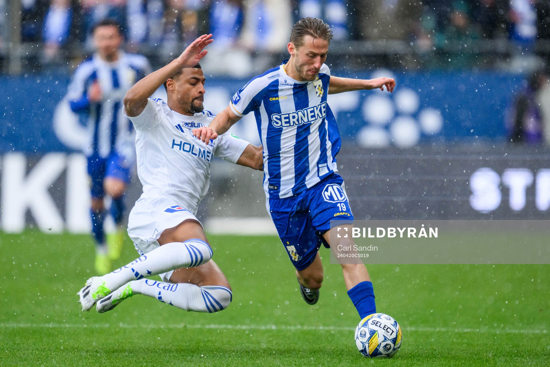 IFK Norrköpings Joseph Ceesay och IFK Göteborgs Arbnor