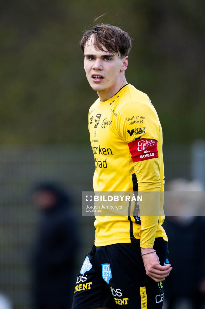 Elfsborgs Frode Aronsson under fotbollsmatchen i P19 Superettan Södra mellan Elfsborg och Eskilsminne den 20 april 2024 i Borås.