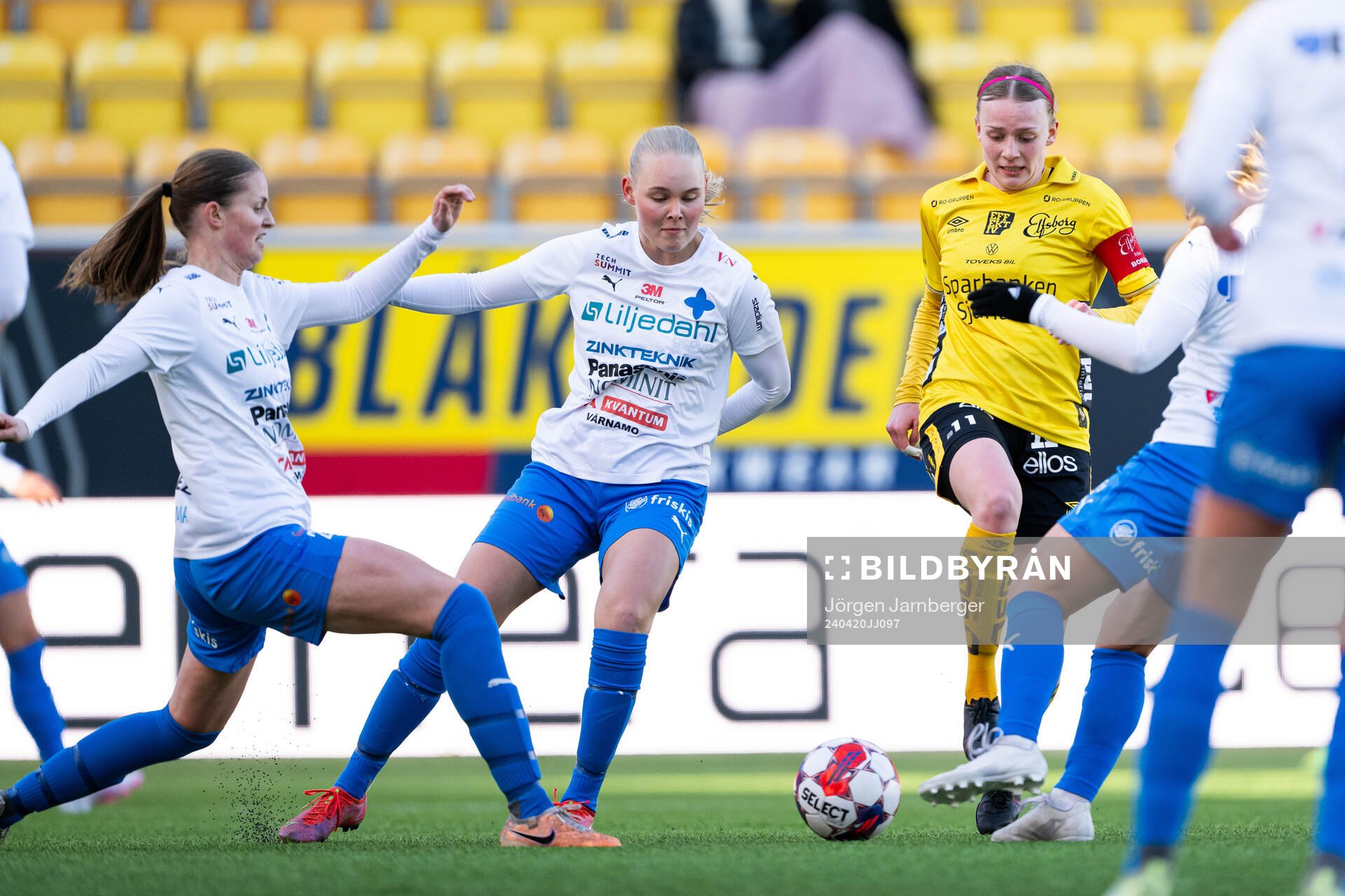 Värnamos Maria Møller Thomsen och Tova Ahlström