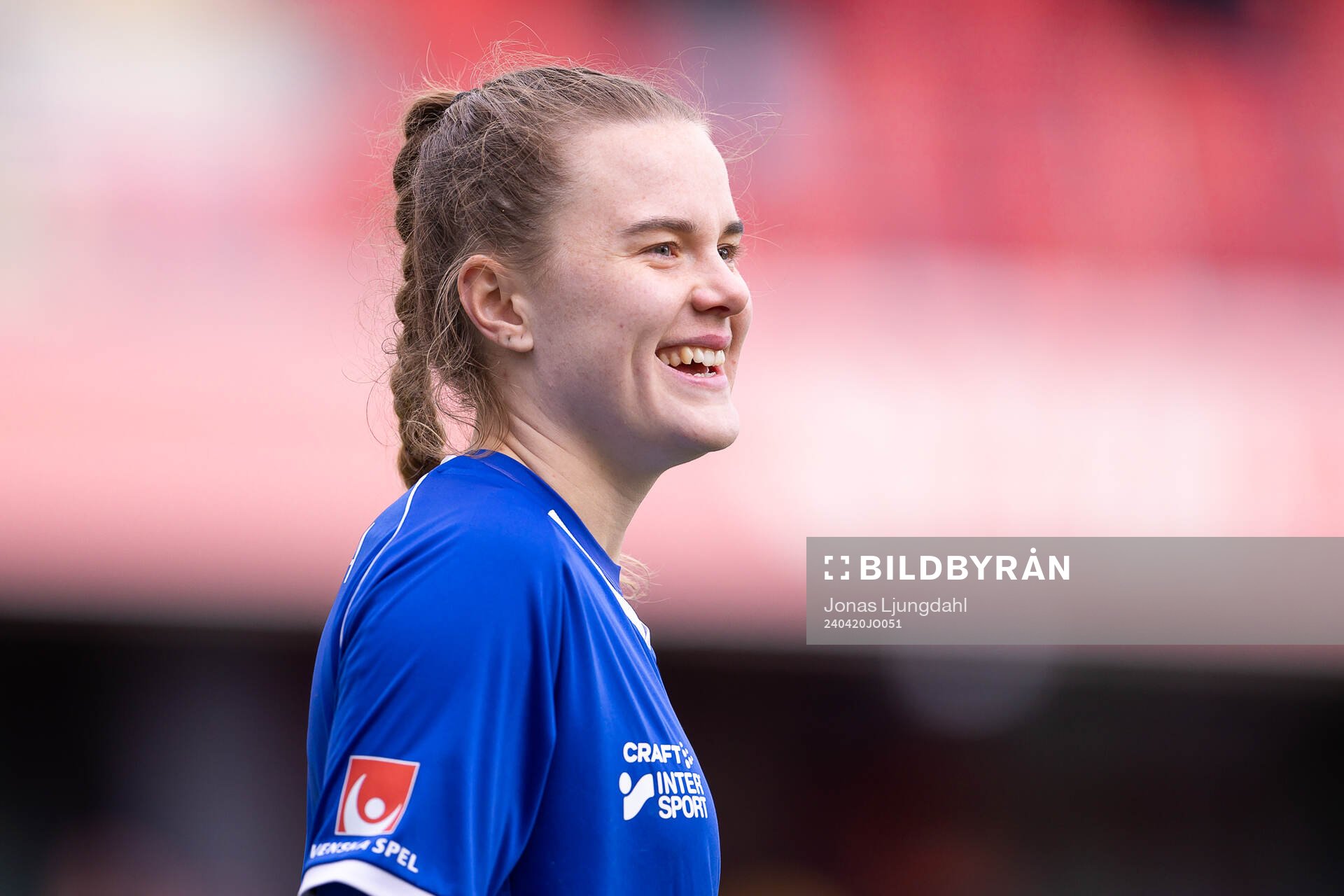 Växjö DFFs målvakt Maja Bay Østergaard under fotbollsmatchen i Damallsvenskan mellan Växjö DFF och KIF Örebro den 20 april 2024 i Växjö.