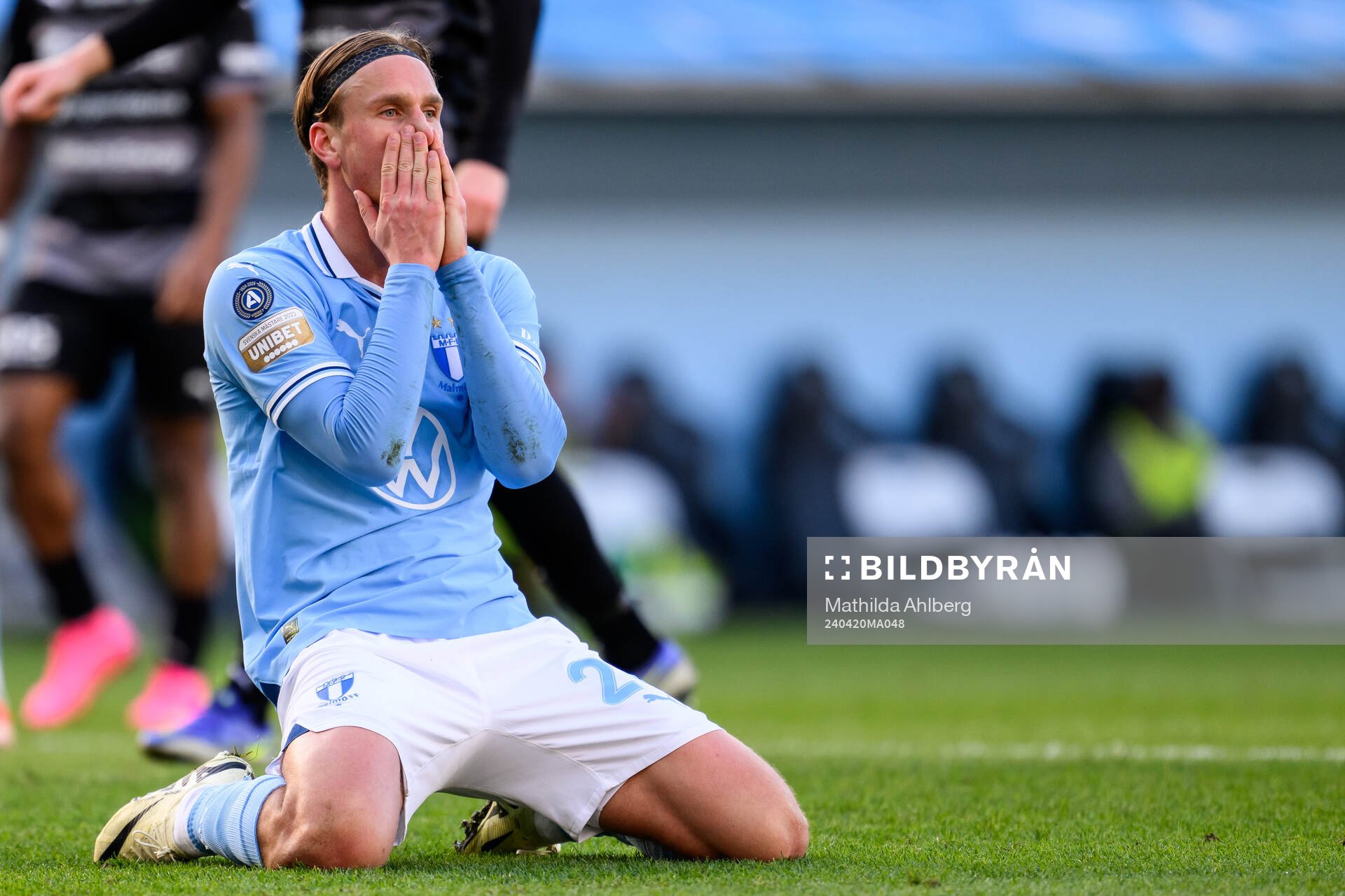 Malmö FFs Erik Botheim deppar