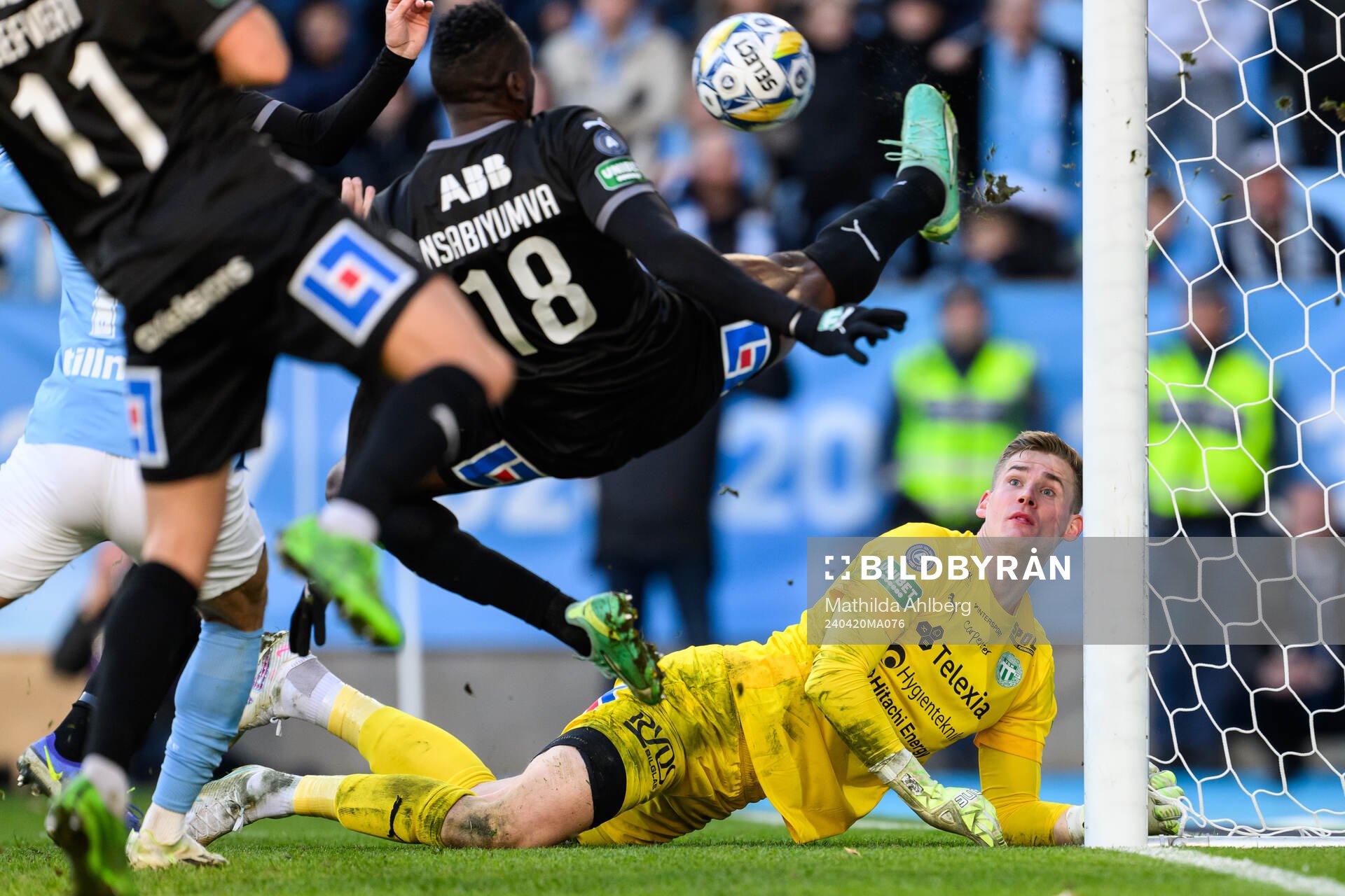 Västerås Mattéo Alrich Mawulé Ahlinvi och Johan