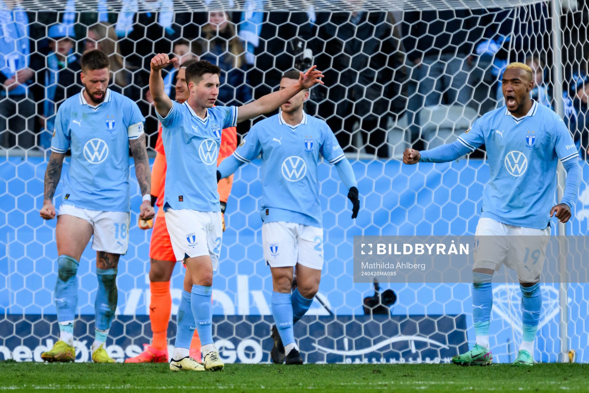 Malmö FFs Lasse Berg Johnsen jublar