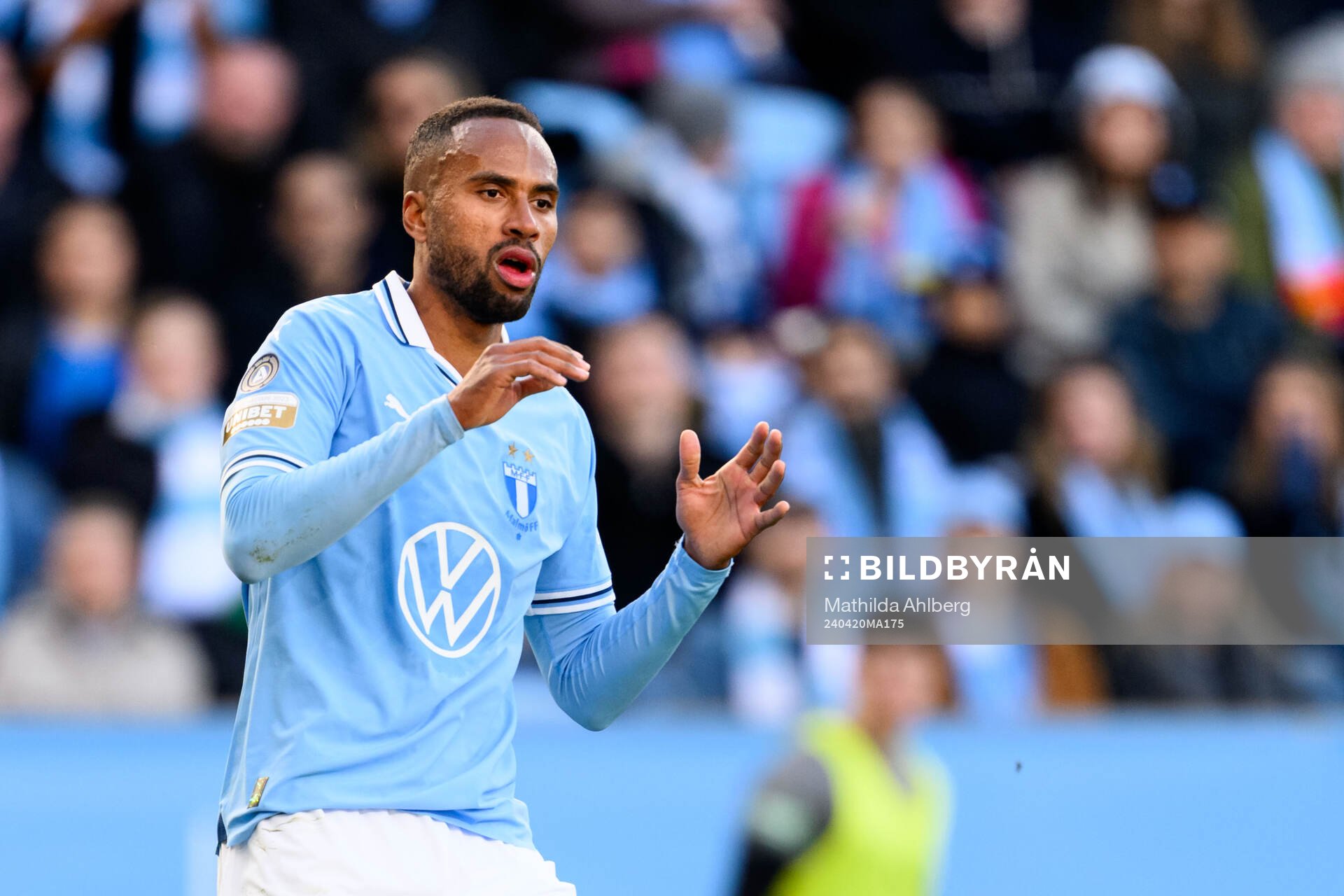 Malmö FFs Isaac Kiese Thelin deppar