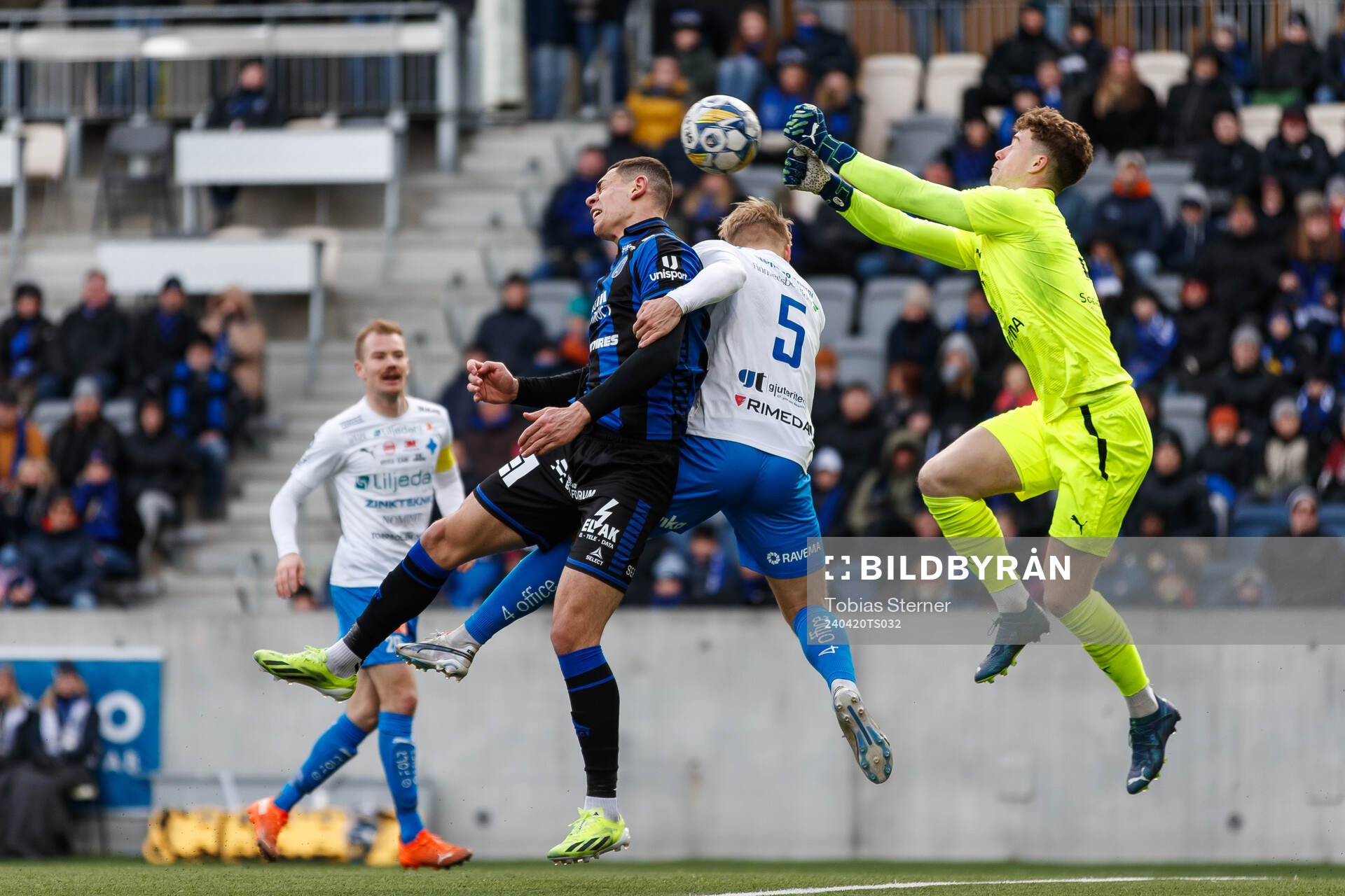 Sirius Yousef Salech och Värnamos Victor Larsson och