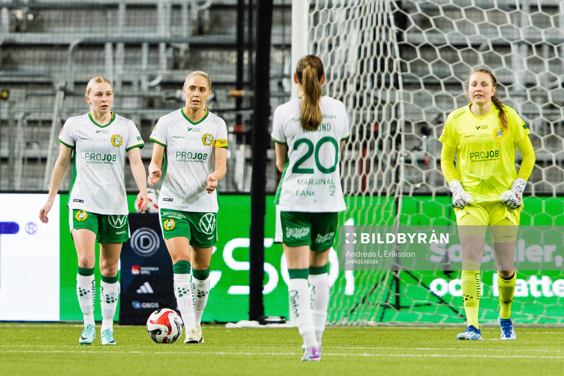 Hammarbys Emilie Joramo, Alice Carlsson och målvakt Anna