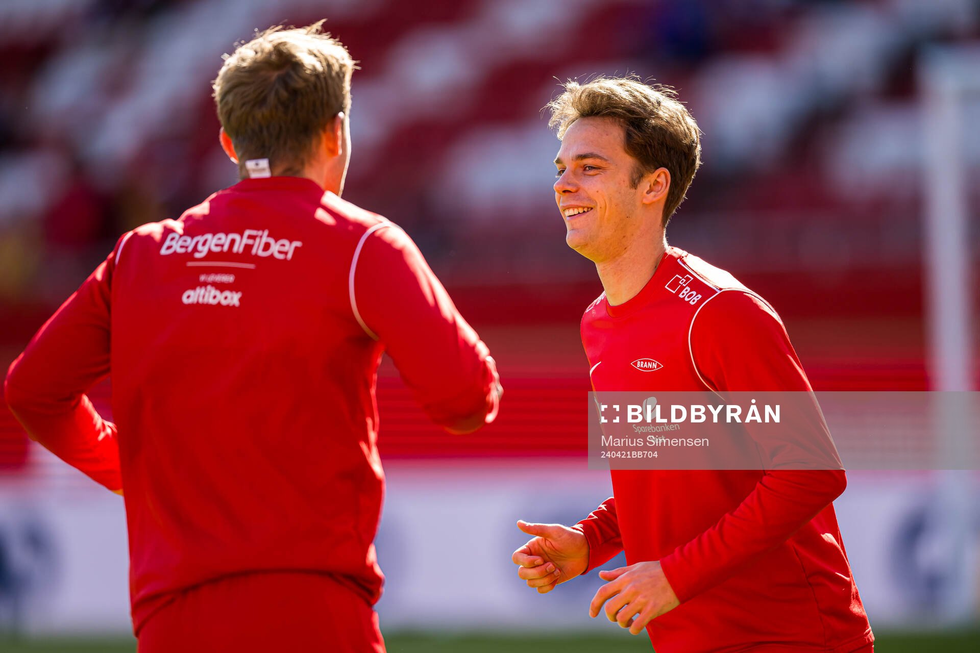 Felix Horn Myhre of Brann warms up