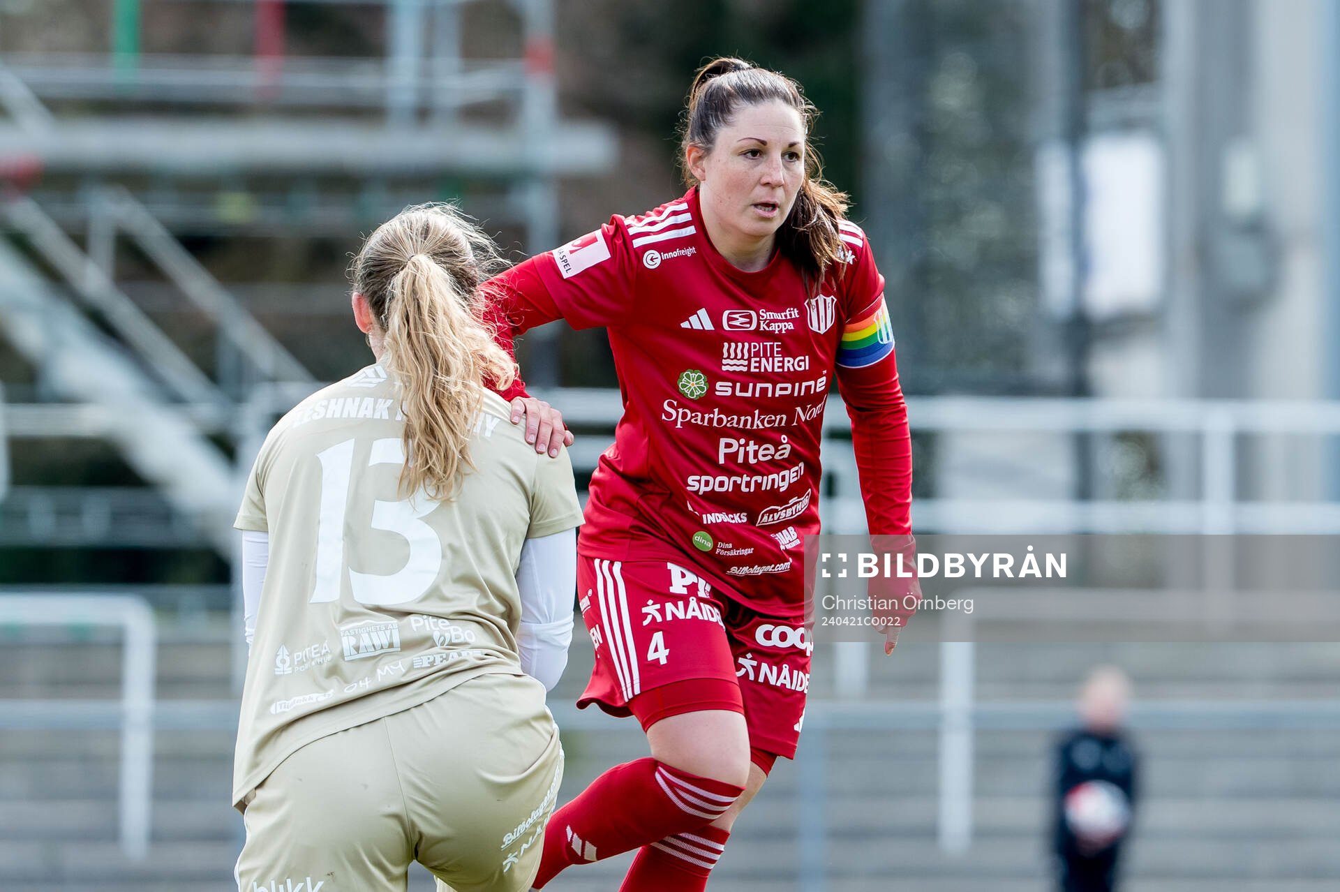 Piteås målvakt Samantha Leshnak Murphy och Josefin
