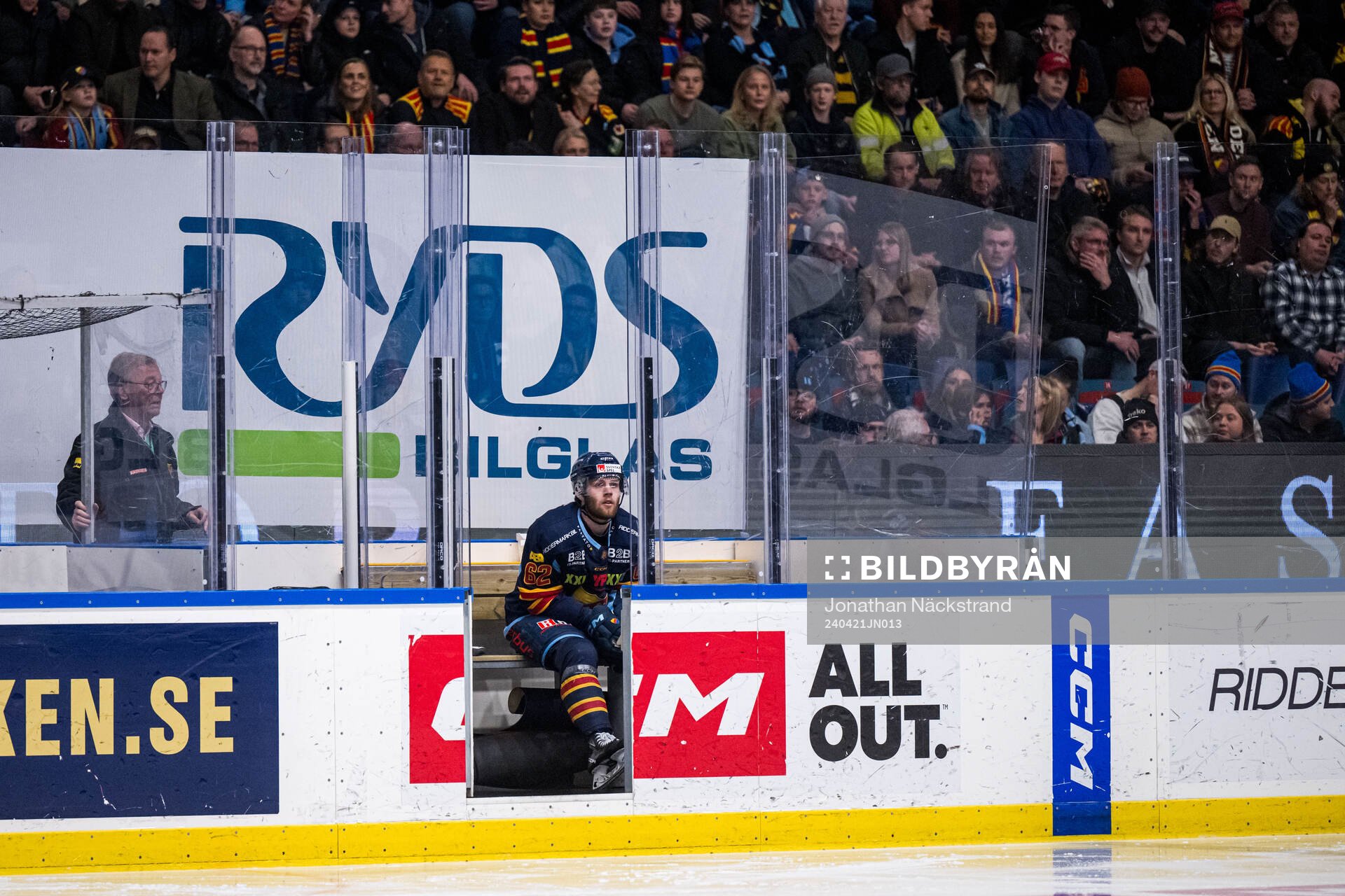 Djurgårdens Wiktor Nilsson i utvisningsbåset