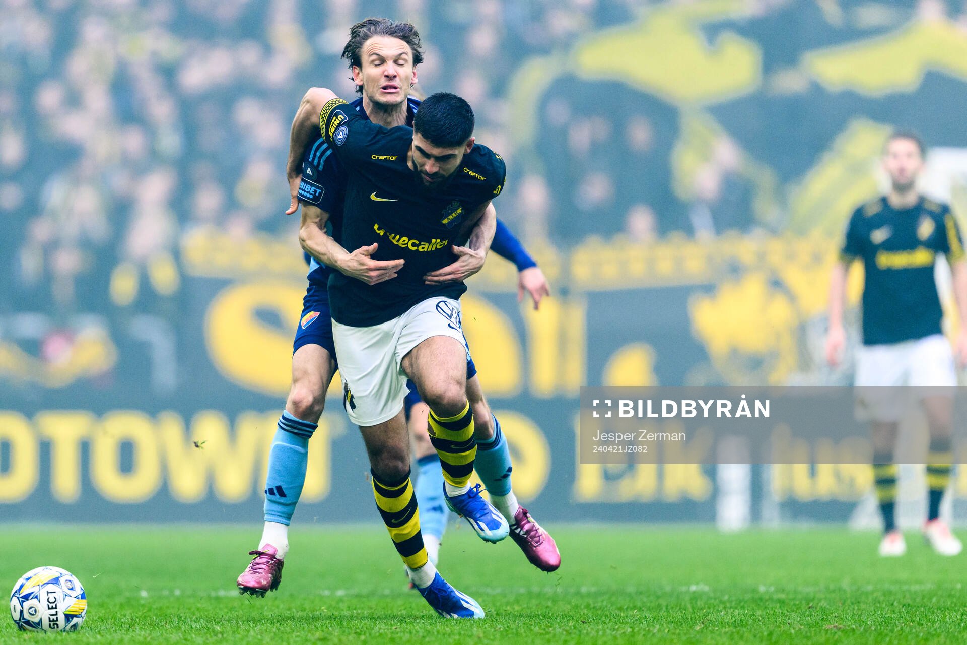Djurgårdens Albin Ekdal och AIKs Omar Faraj
