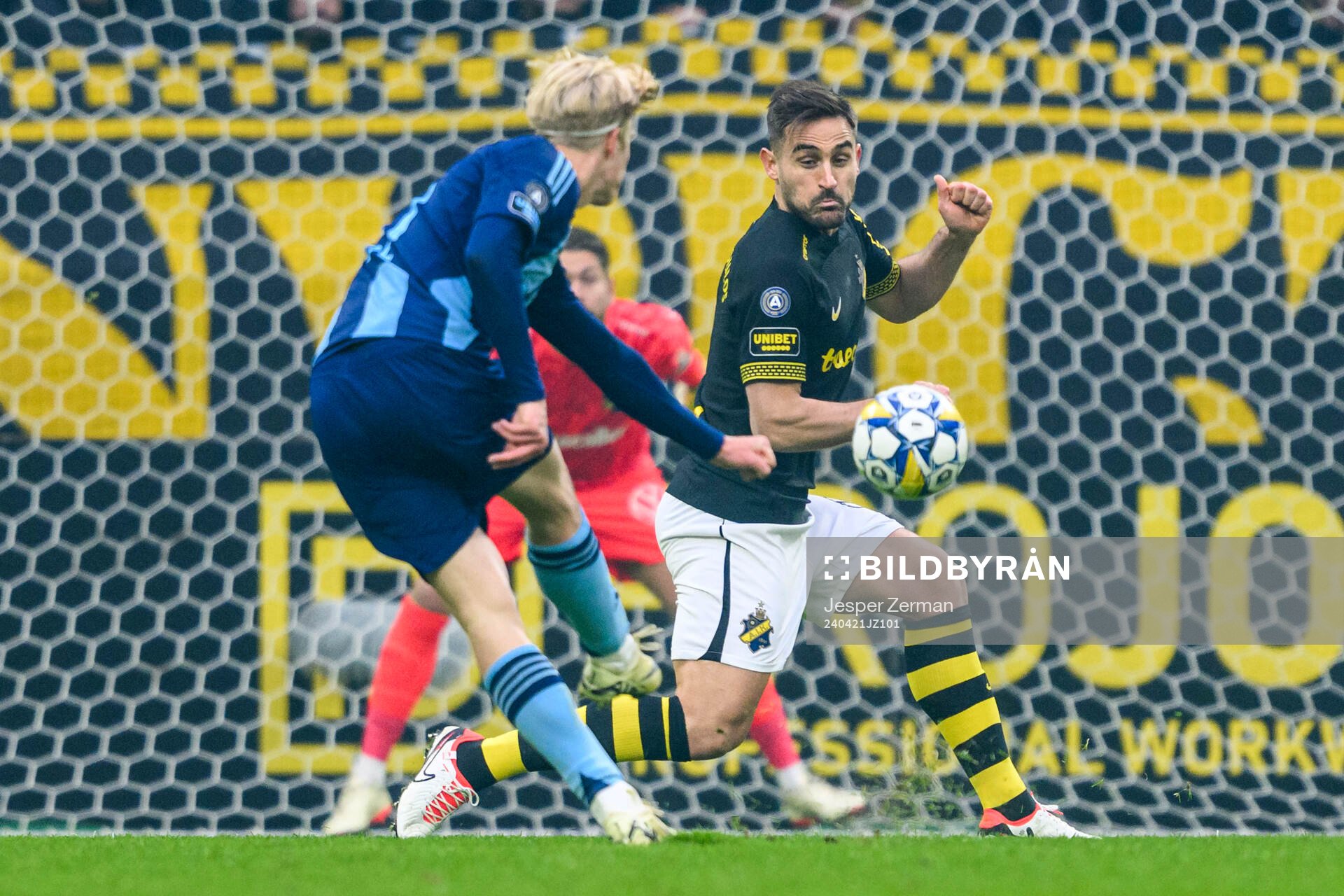 Djurgårdens Lucas Bergvall och AIKs Sotirios