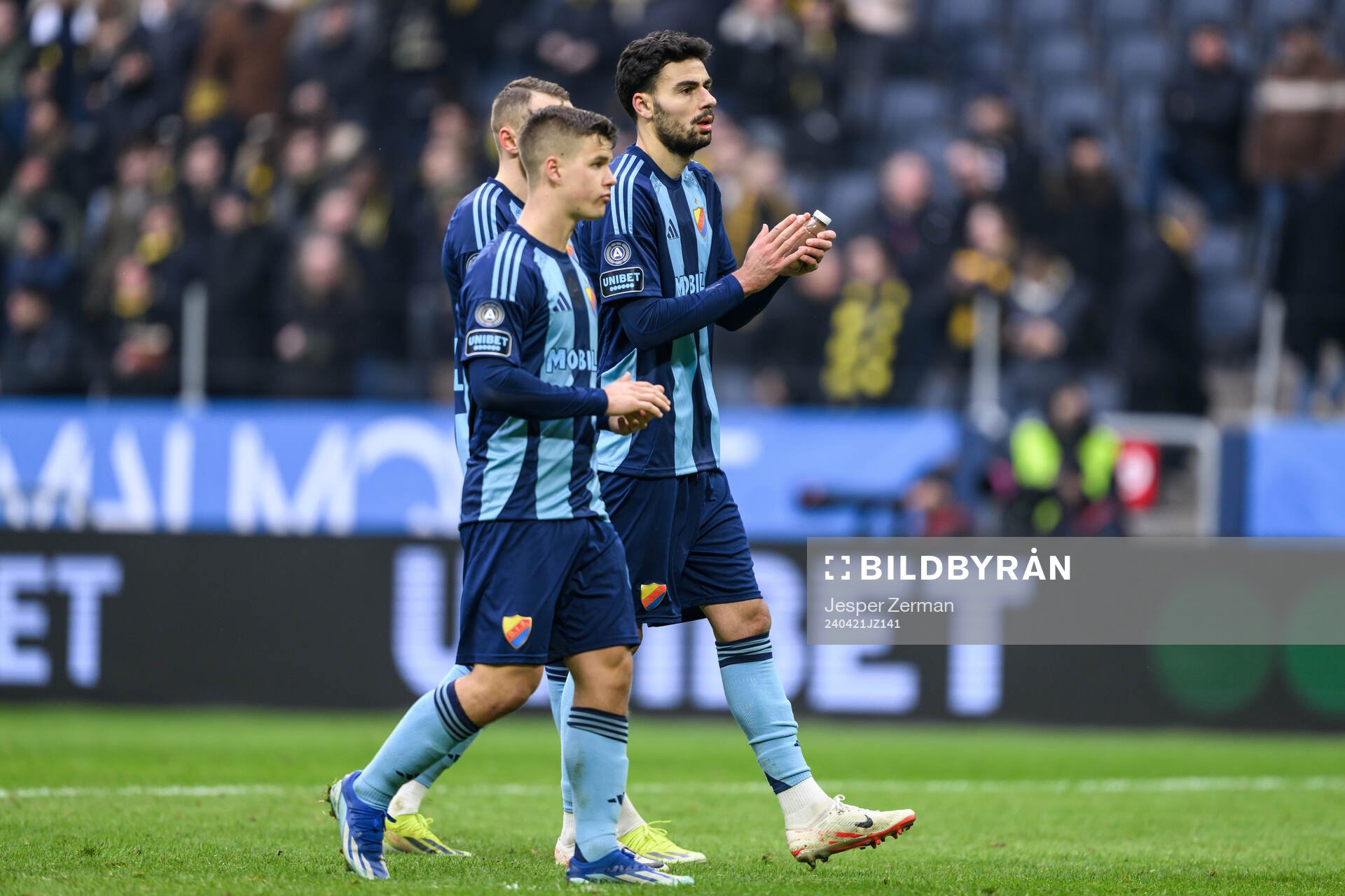 Djurgårdens Samuel Dahl och Deniz Hummet  deppar