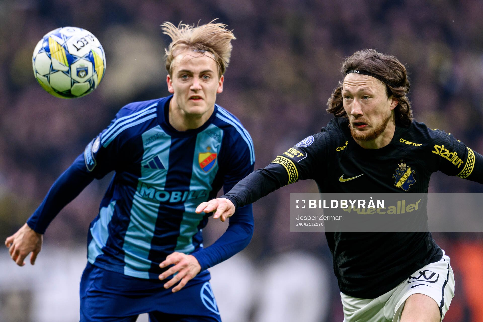 Djurgårdens Oskar Fallenius och AIKs Axel Björnström