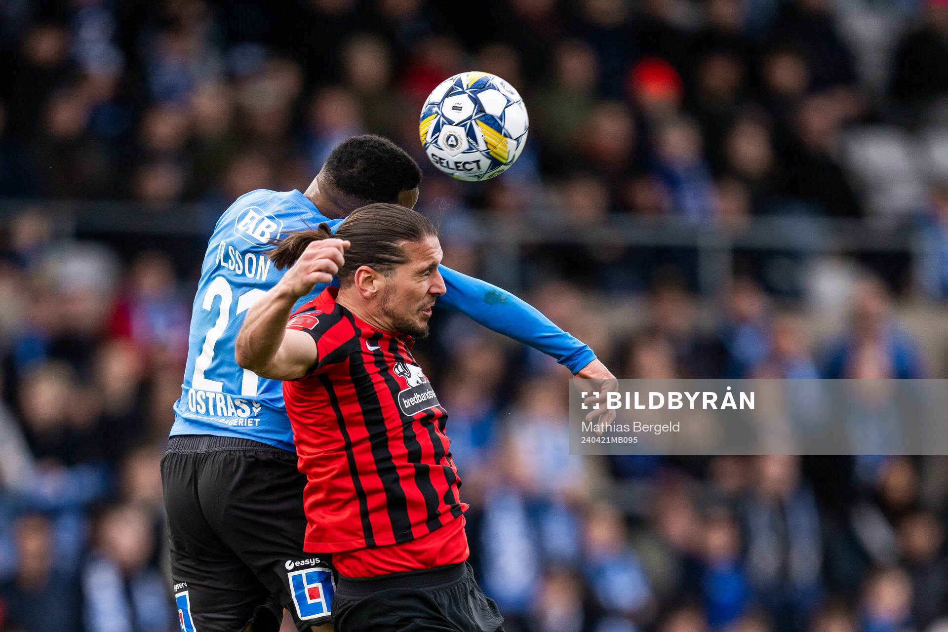 Halmstads Marcus Olsson och Brommapojkarnas Nikola Vasic