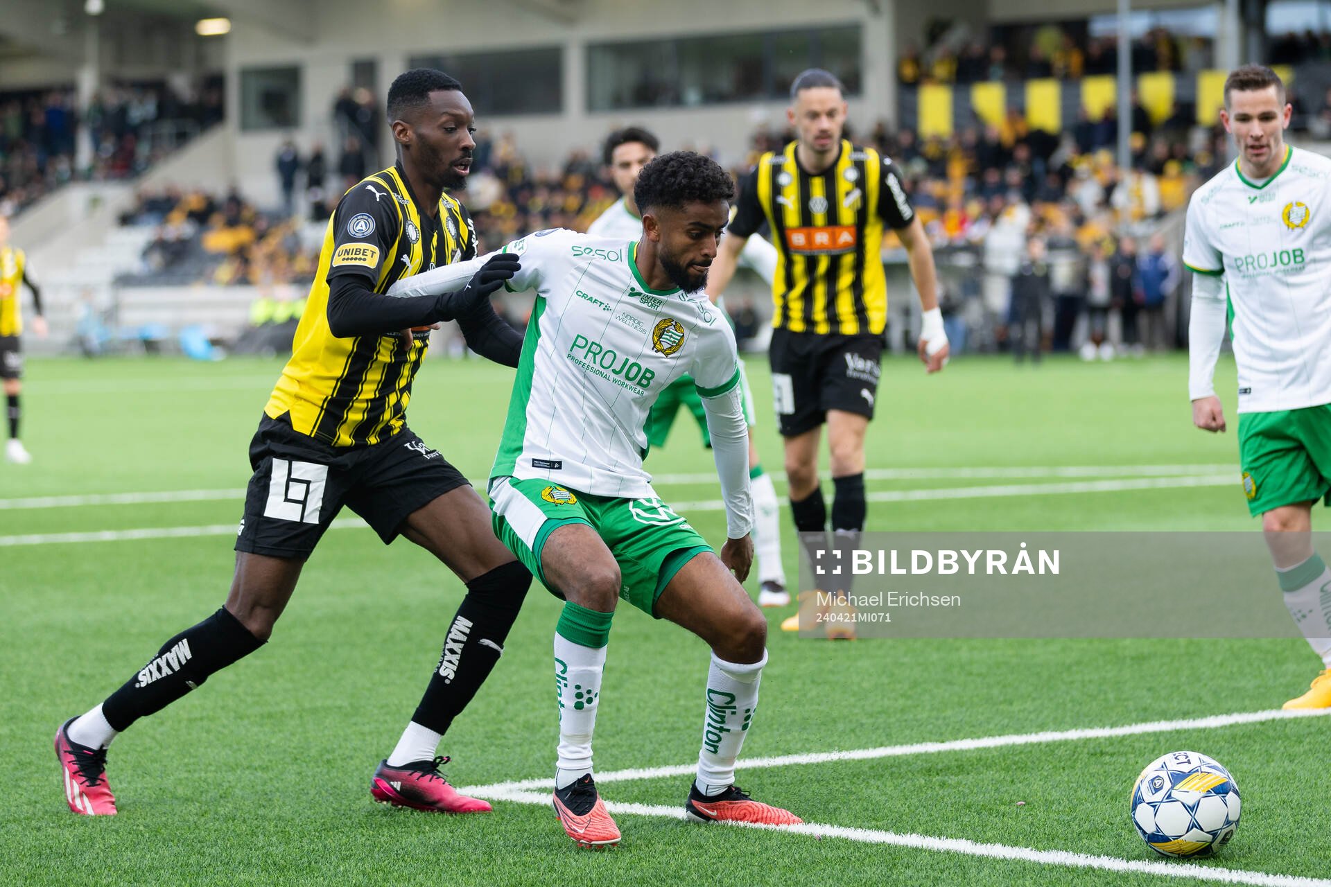 Häckens Blair Sebastian Turgott och Hammarbys Tesfaldet