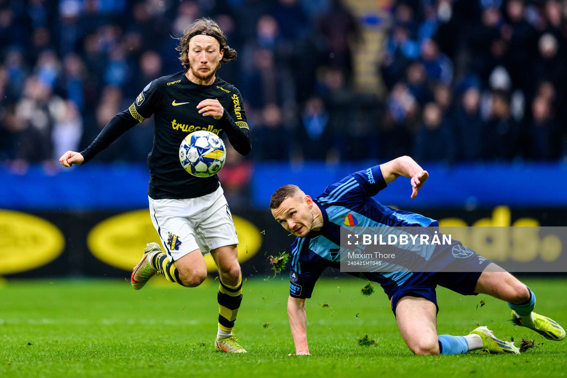 AIKs Axel Björnström och Djurgårdens Piotr Johansson