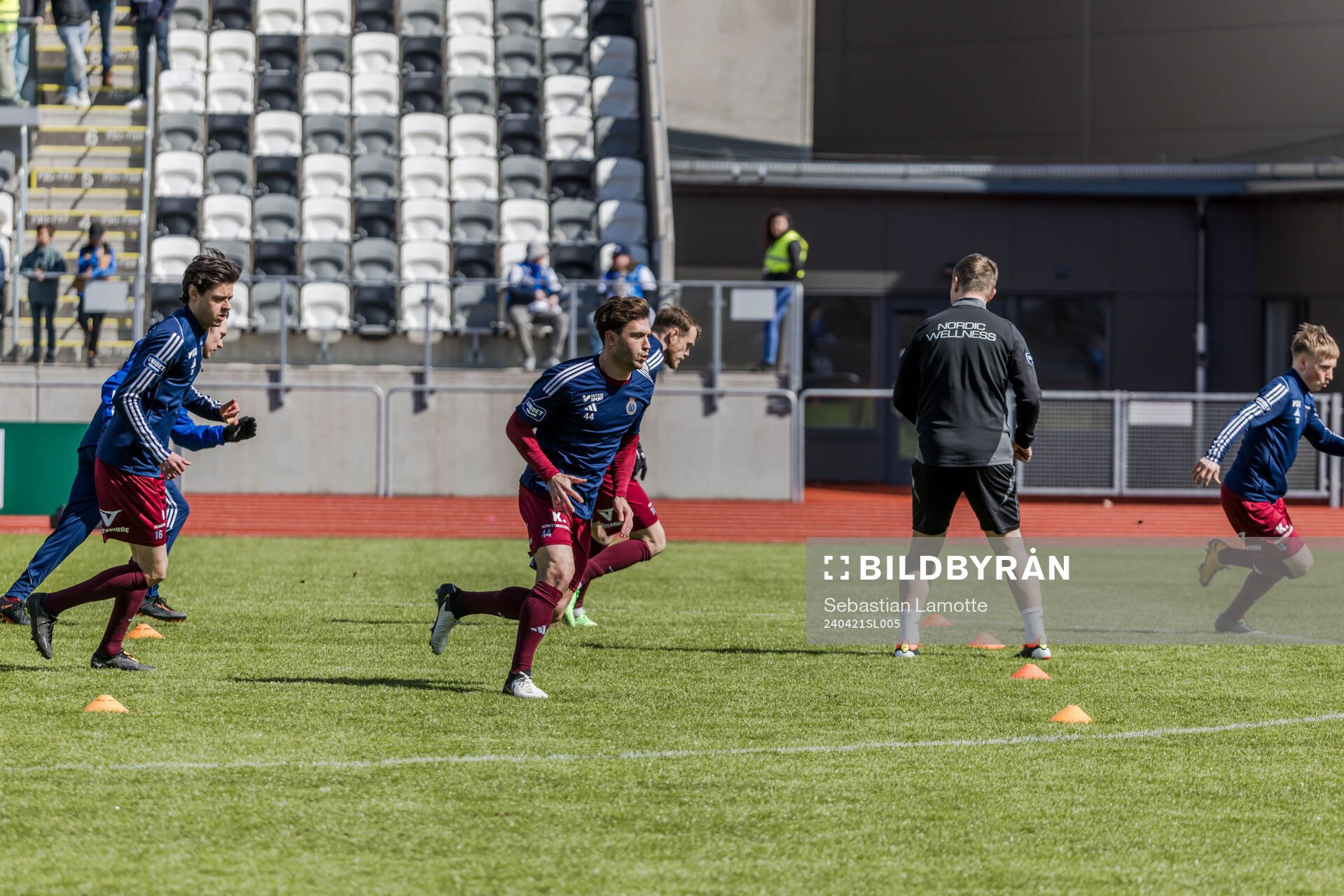 Gefles spelare värmer upp