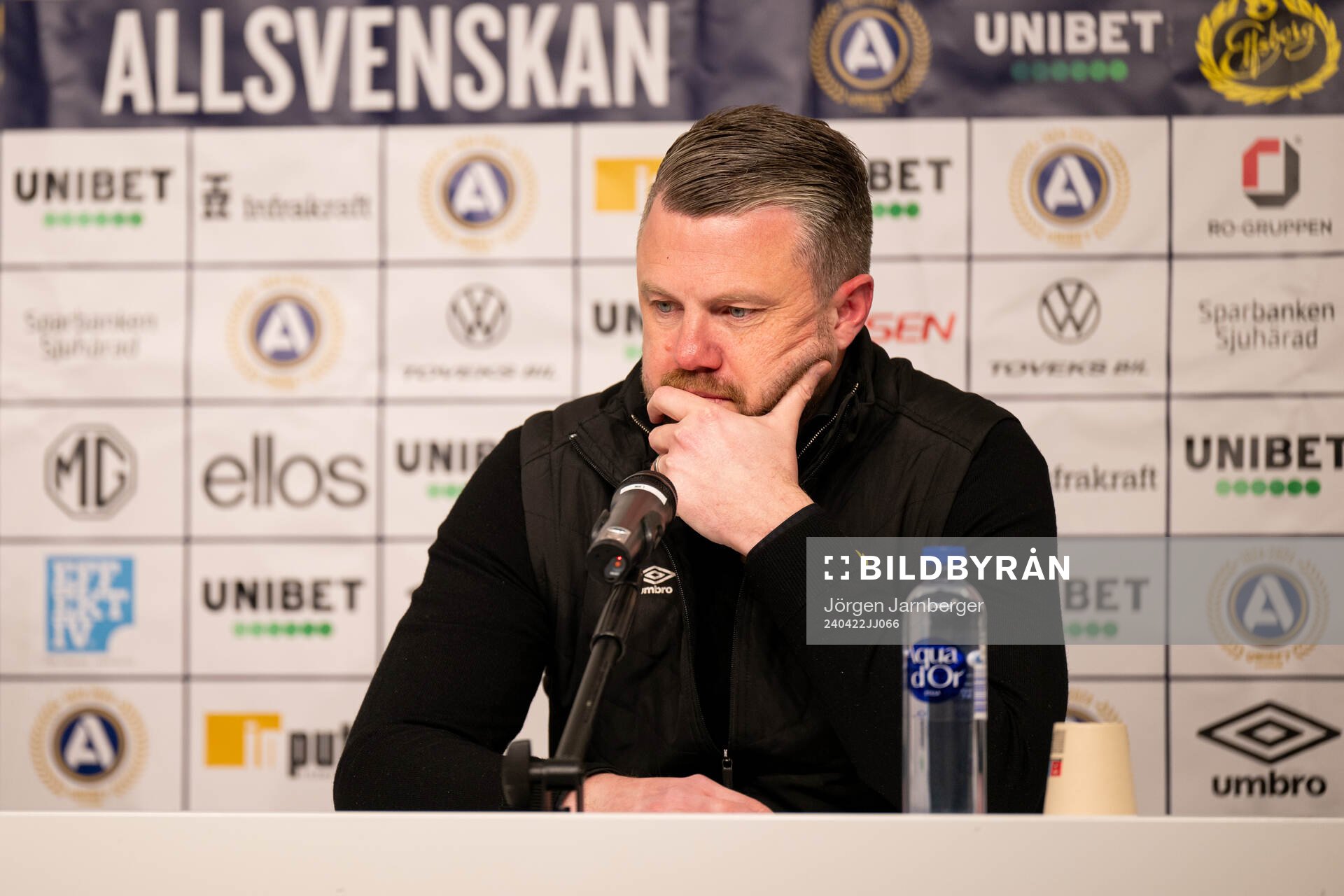 Elfsborgs manager Jimmy Thelin under presskonferensen efter fotbollsmatchen i Allsvenskan mellan Elfsborg och Kalmar den 22 april 2024 i Borås.