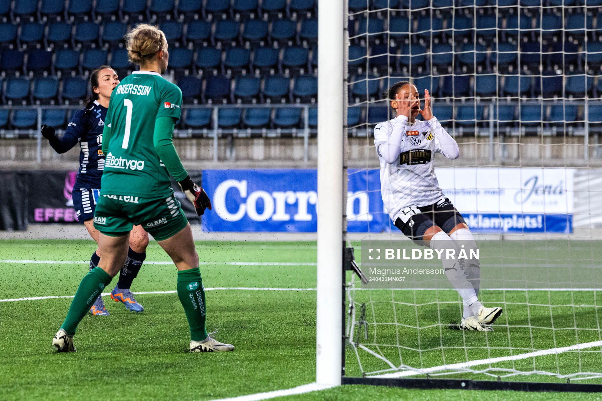 Häckens Felicia Schröder deppar