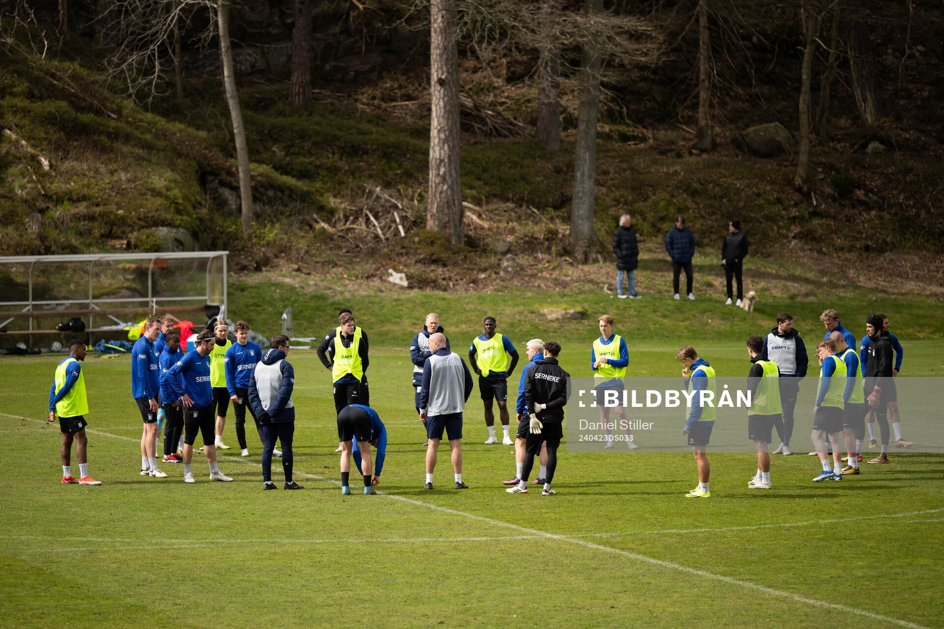 Laget samlat under en träning med IFK Göteborg den 23 april 2024 i Göteborg. 