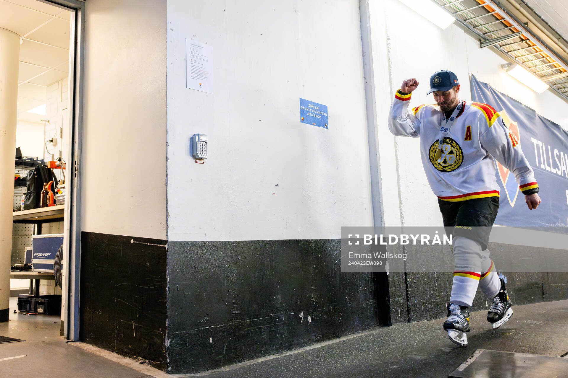 Brynäs Anton Rödin jublar