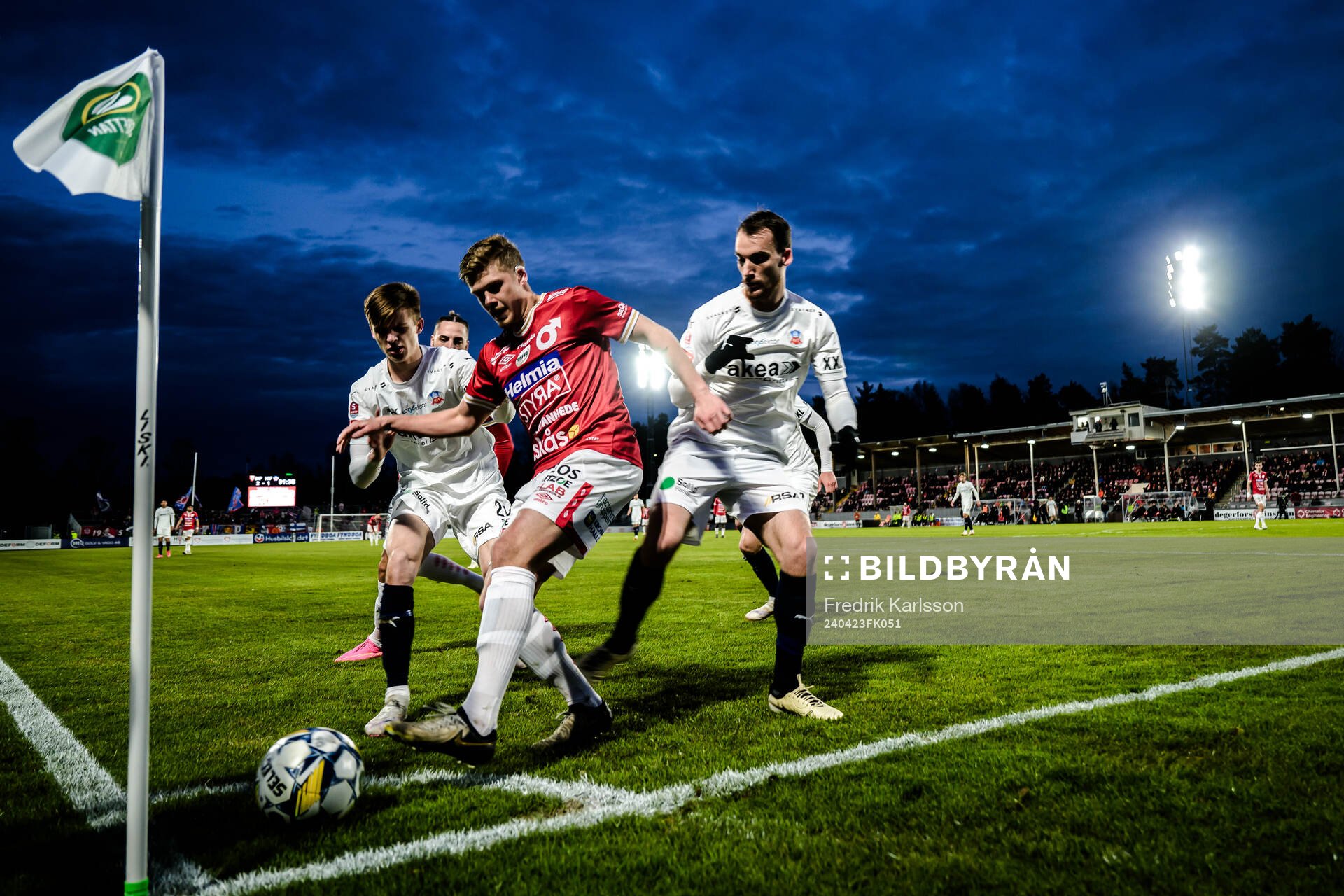 Degerfors Kevin Holmén och Helsingborgs Adam Hellborg