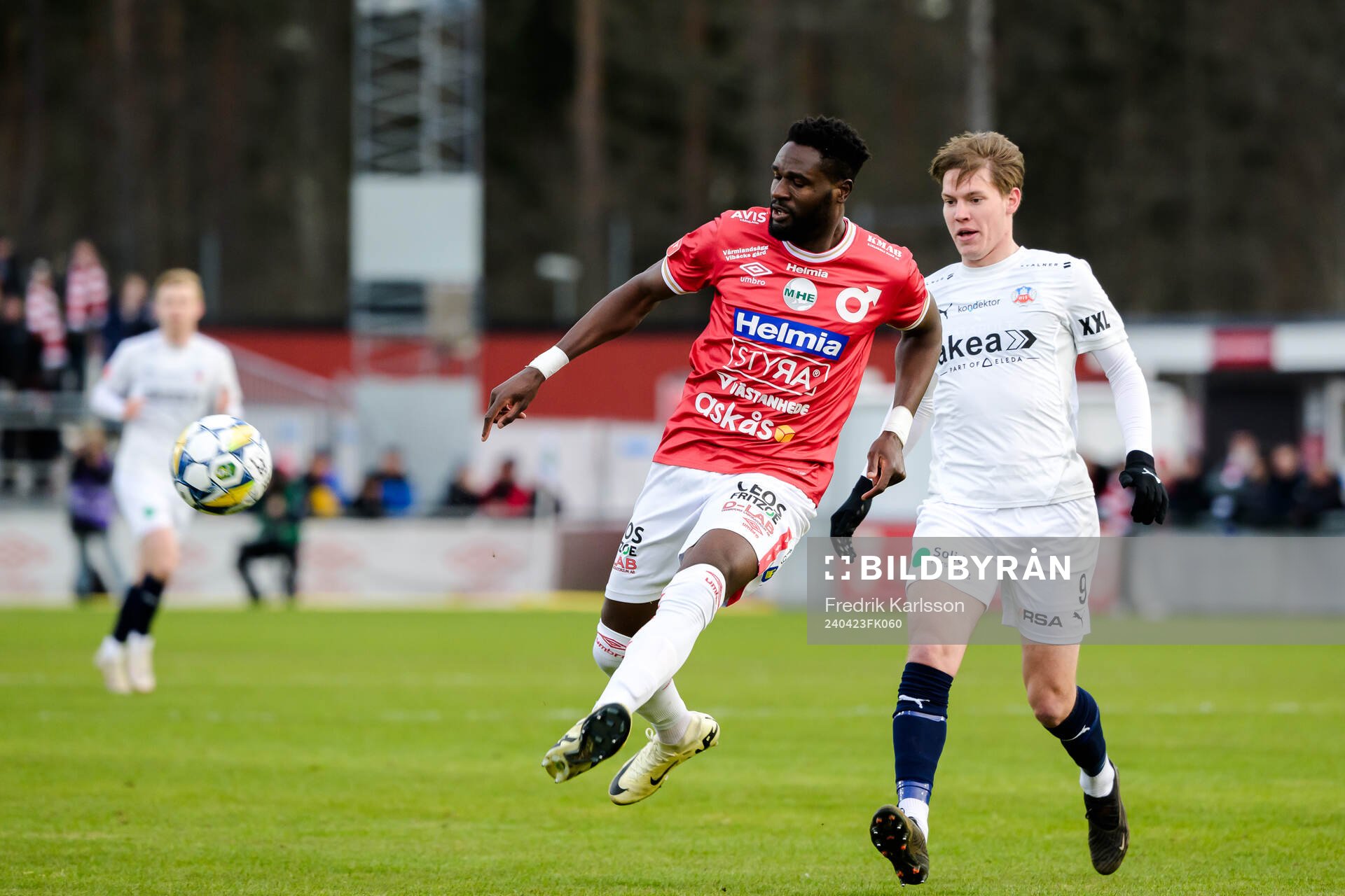 Degerfors Nasiru Moro och Helsingborgs Taylor Silverholt